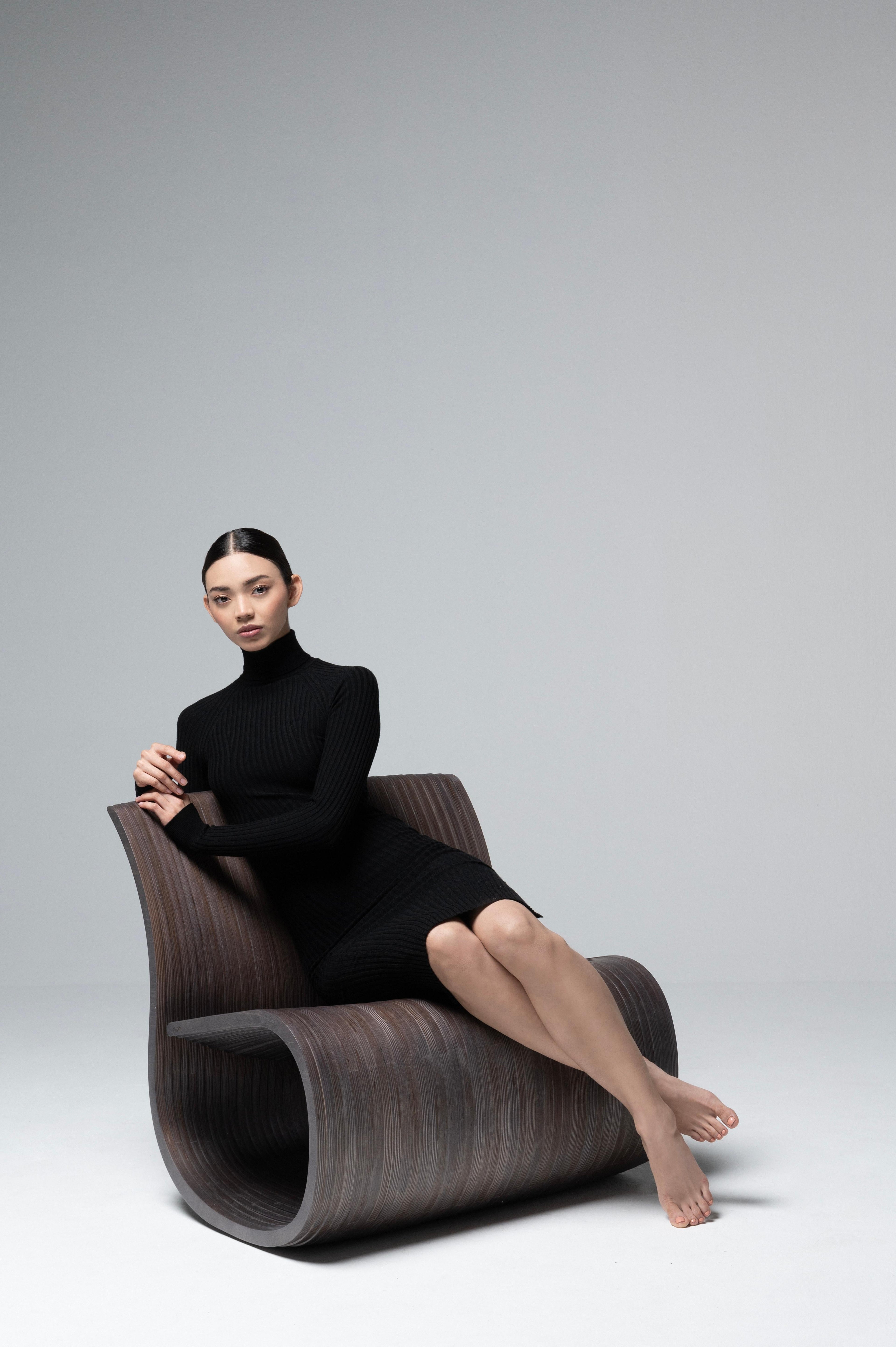 https://a.1stdibscdn.com/riddle-chair-by-piegatto-a-sculptural-contemporary-chair-for-sale-picture-2/f_83012/f_374654421702050061097/Piegatto_105_copy_master.jpg
