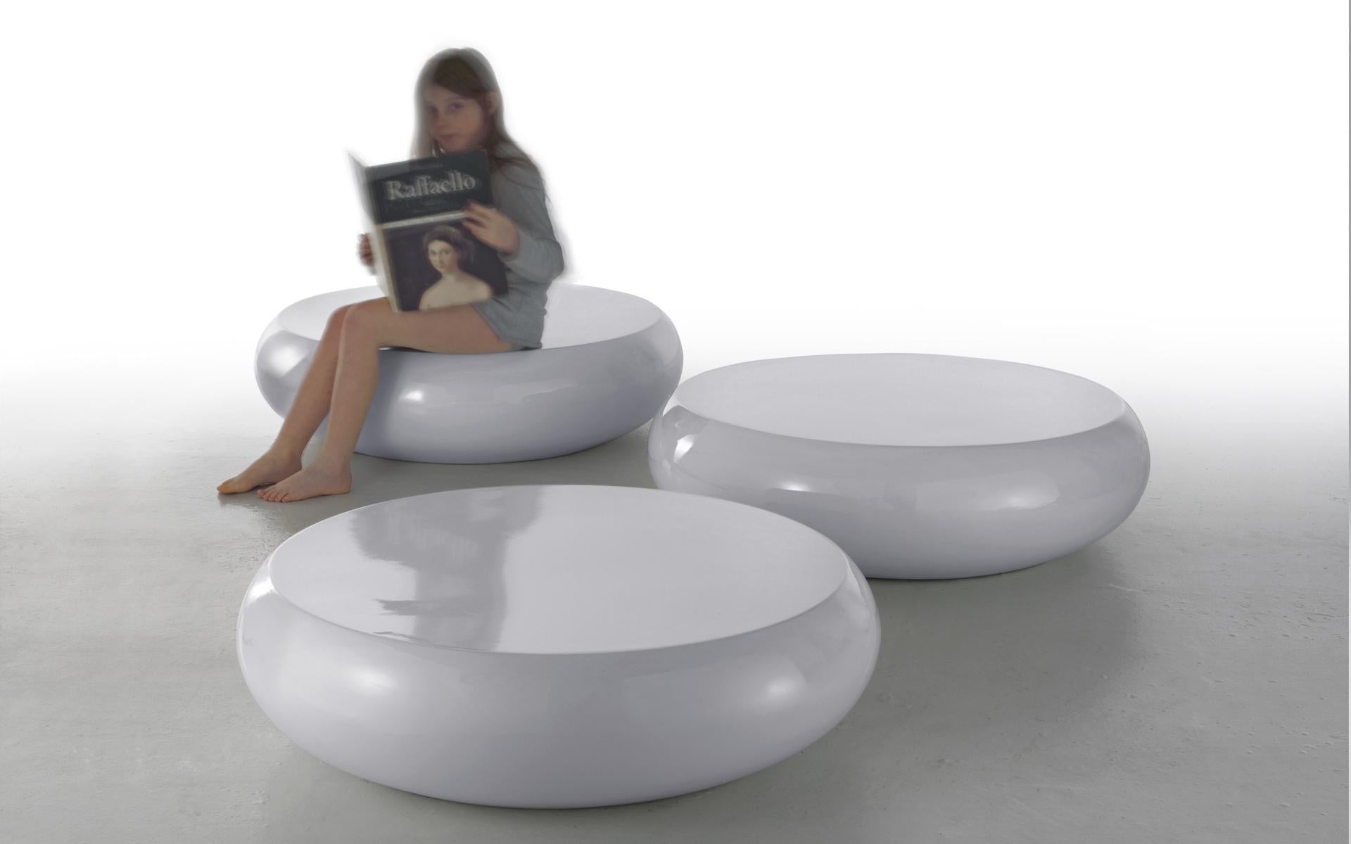 https://a.1stdibscdn.com/pillola-table-by-imperfettolab-for-sale-picture-5/f_12192/f_347465821686665332330/Pillola_Table_master.jpg