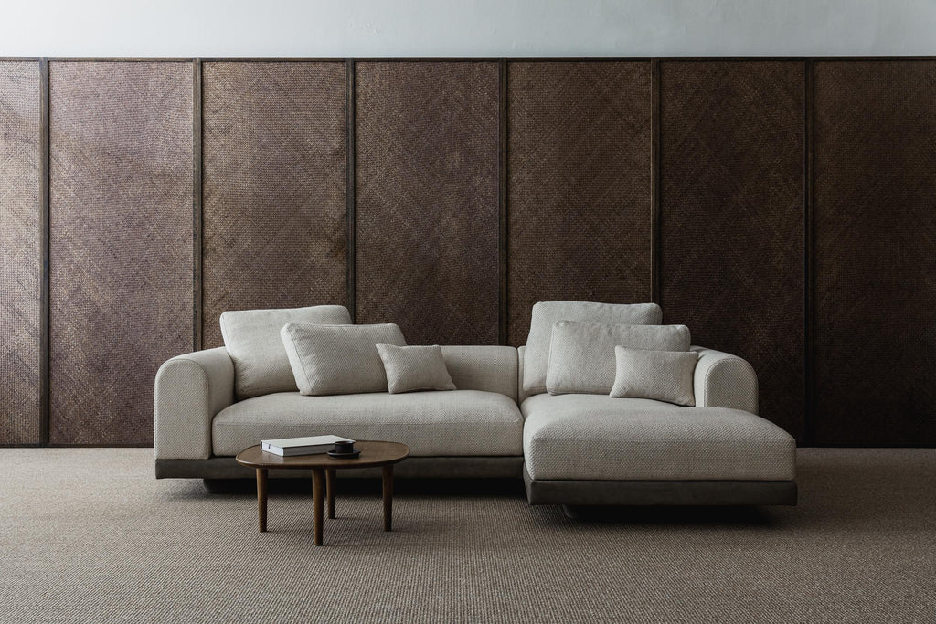 https://a.1stdibscdn.com/aqueduct-contemporary-sofa-by-poiat-setup-4-yang-95-high-plinth-for-sale-picture-7/f_31233/f_327041621676037448456/Poiat_Aqueduct_Sofa_Setup_1_Savannah_Bay_Gallery_5_master.jpg