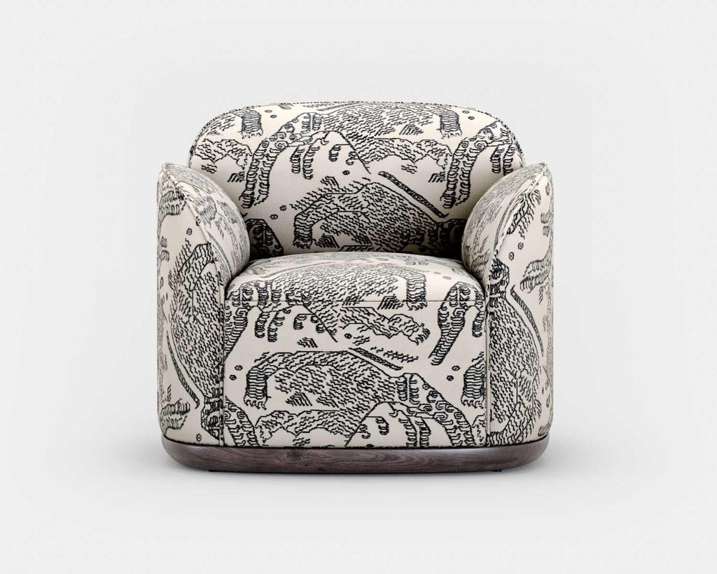 https://a.1stdibscdn.com/contemporary-armchair-unio-in-tiger-mountain-for-sale-picture-10/f_31233/f_342343921683818984768/Poiat_Armchair_Dedar_Tiger_Mountain_Savannah_Bay_Gallery_1_master.jpg