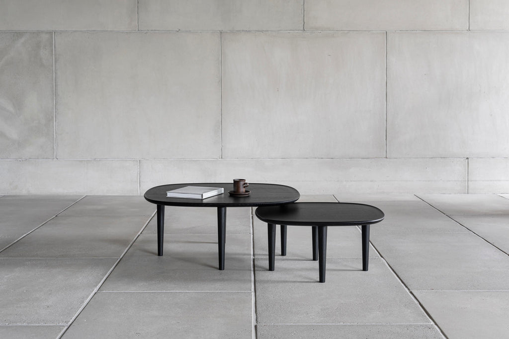 https://a.1stdibscdn.com/scandinavian-modern-fiori-table-65-by-antrei-hartikainen-x-poiat-oak-for-sale-picture-3/f_31233/f_315242321669812827658/Poiat_Fiori_tables_black_2_master.jpg