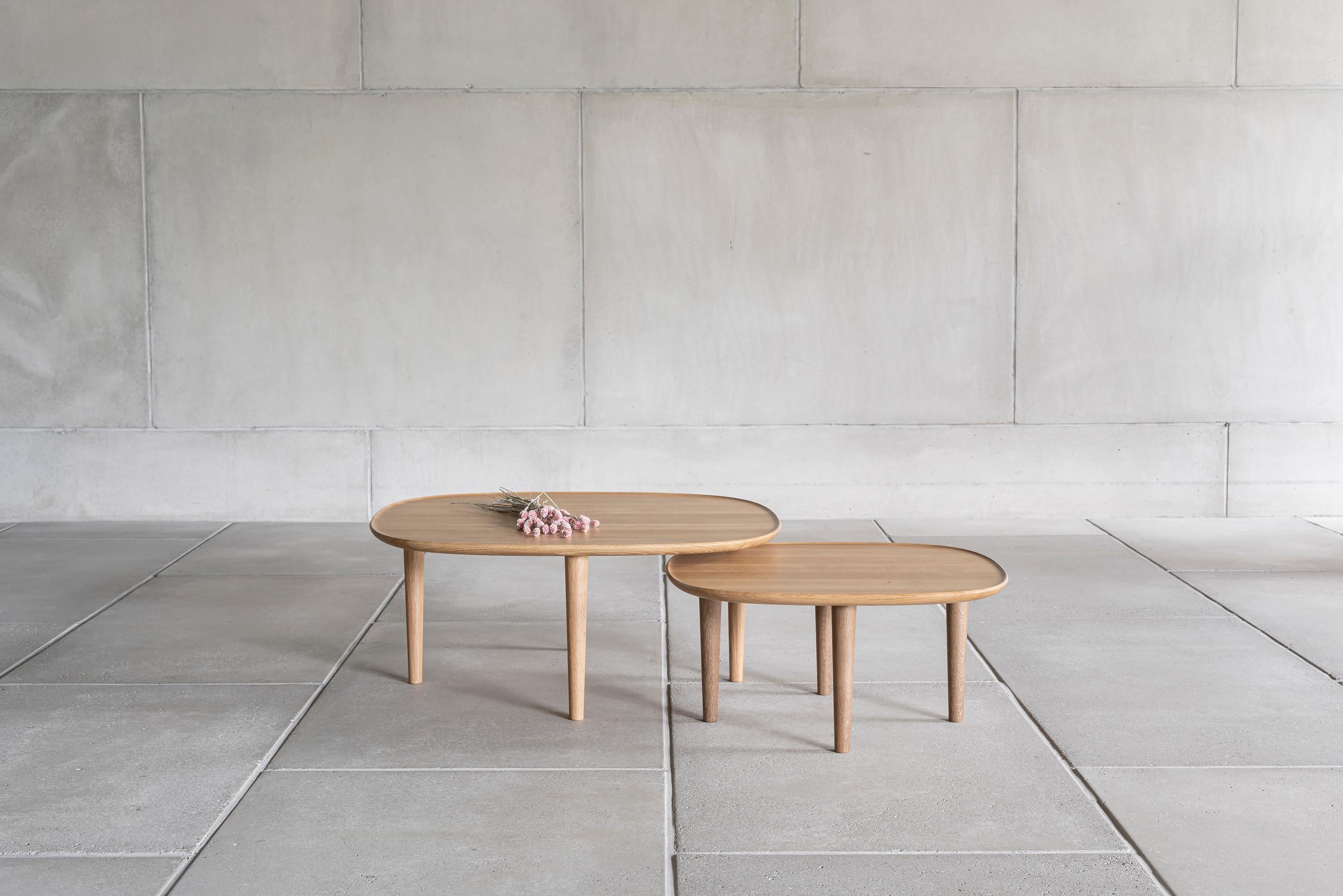 https://a.1stdibscdn.com/scandinavian-modern-fiori-table-85-by-antrei-hartikainen-x-poiat-oak-for-sale-picture-9/f_31233/f_315219621669807174979/Poiat_Fiori_tables_oak_2_master.jpg