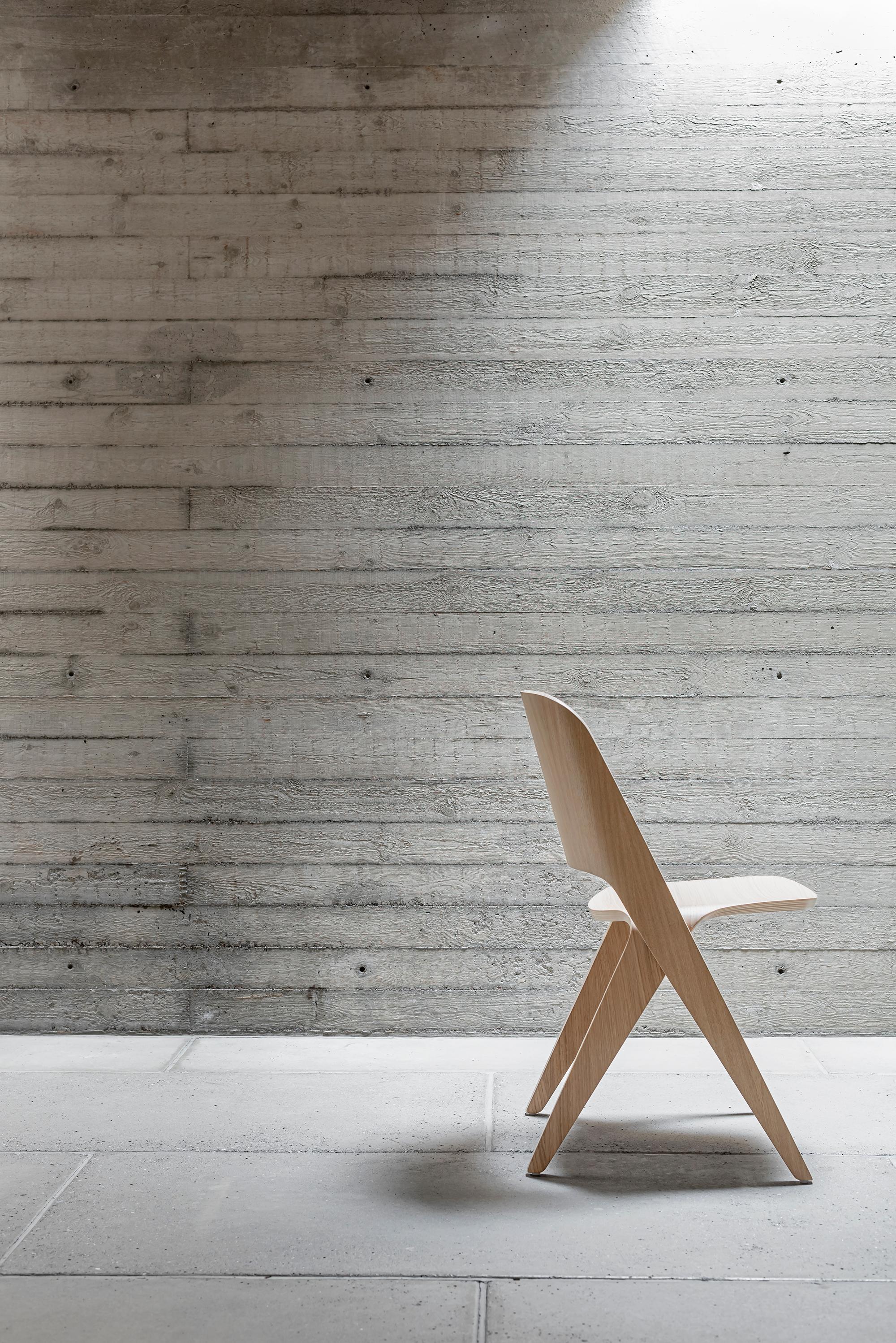 https://a.1stdibscdn.com/scandinavian-modern-chair-lavitta-by-poiat-oak-for-sale-picture-5/f_31233/f_318818521671725029252/Poiat_Lavitta_chair_oak_2_master.jpg
