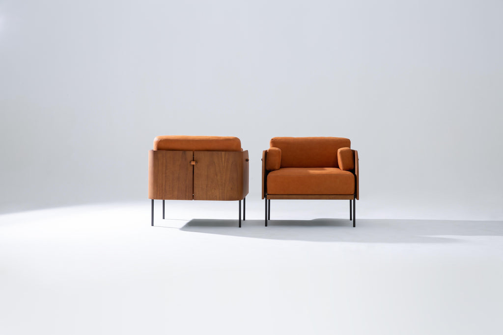 https://a.1stdibscdn.com/curva-armchair-modern-wood-steel-and-leather-accent-chair-sculptural-form-for-sale-picture-3/f_104502/f_452129221748429392673/Poltrona_2__master.jpg