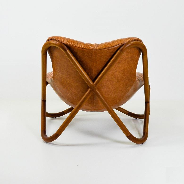 https://a.1stdibscdn.com/astral-brazilian-contemporary-wood-and-leather-easychair-by-lattoog-for-sale-picture-5/f_34261/f_322621221675958595237/Poltrona_Astral_Mel_Couro_20363_5__master.jpg