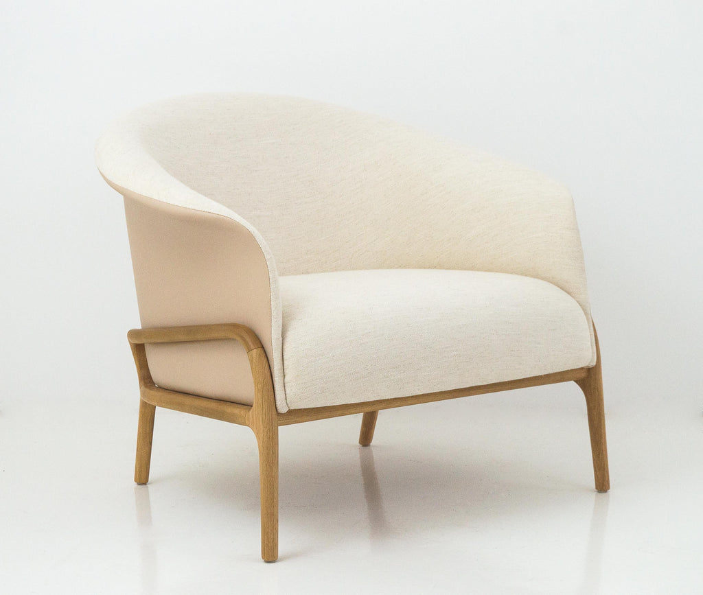 https://a.1stdibscdn.com/modern-organic-style-armchair-in-solid-wood-upholstered-flexible-seating-for-sale-picture-6/f_35593/f_162315821569247898802/Poltrona_Collana_3__master.jpg