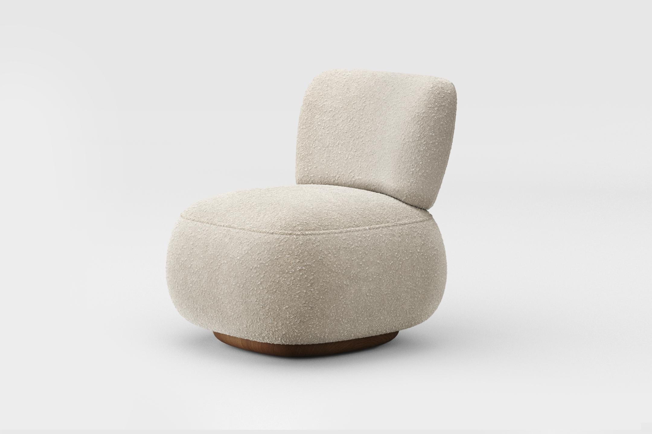 https://a.1stdibscdn.com/modernist-swivel-armchair-ju-in-fabric-for-sale-picture-4/f_33041/f_441215021746897584430/Poltrona_Ju_Foto_01_Alta_Copia_master.jpg