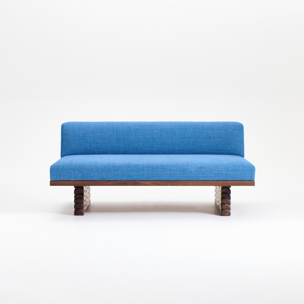https://a.1stdibscdn.com/nazare-sofa-for-sale-picture-2/f_62582/f_440992421742311049872/Project_213A_Nazare_Sofa_walnut_1_master.jpg