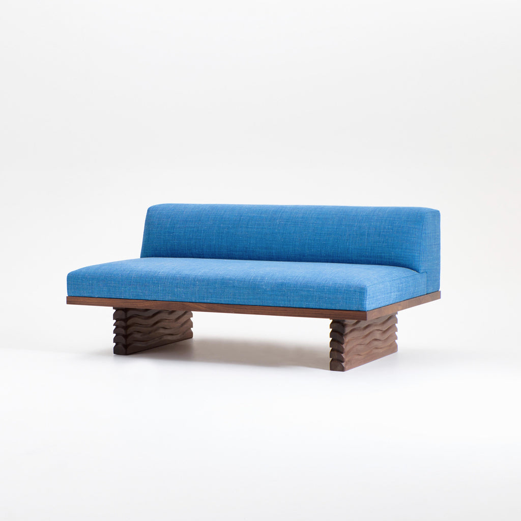 https://a.1stdibscdn.com/nazare-sofa-for-sale-picture-3/f_62582/f_440992421742311049943/Project_213A_Nazare_Sofa_walnut_2_master.jpg