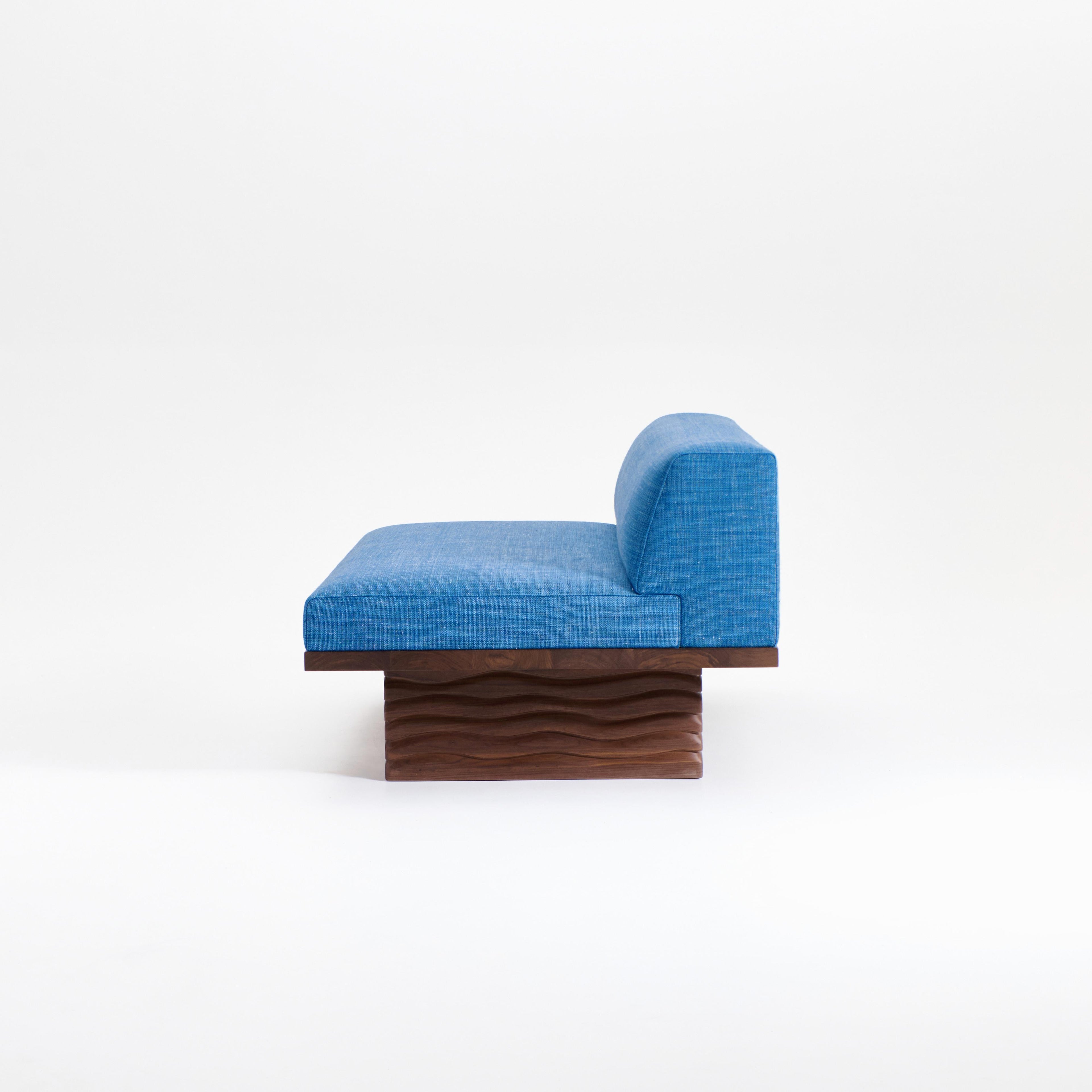 https://a.1stdibscdn.com/nazare-sofa-for-sale-picture-4/f_62582/f_440992421742311046329/Project_213A_Nazare_Sofa_walnut_3_master.jpg