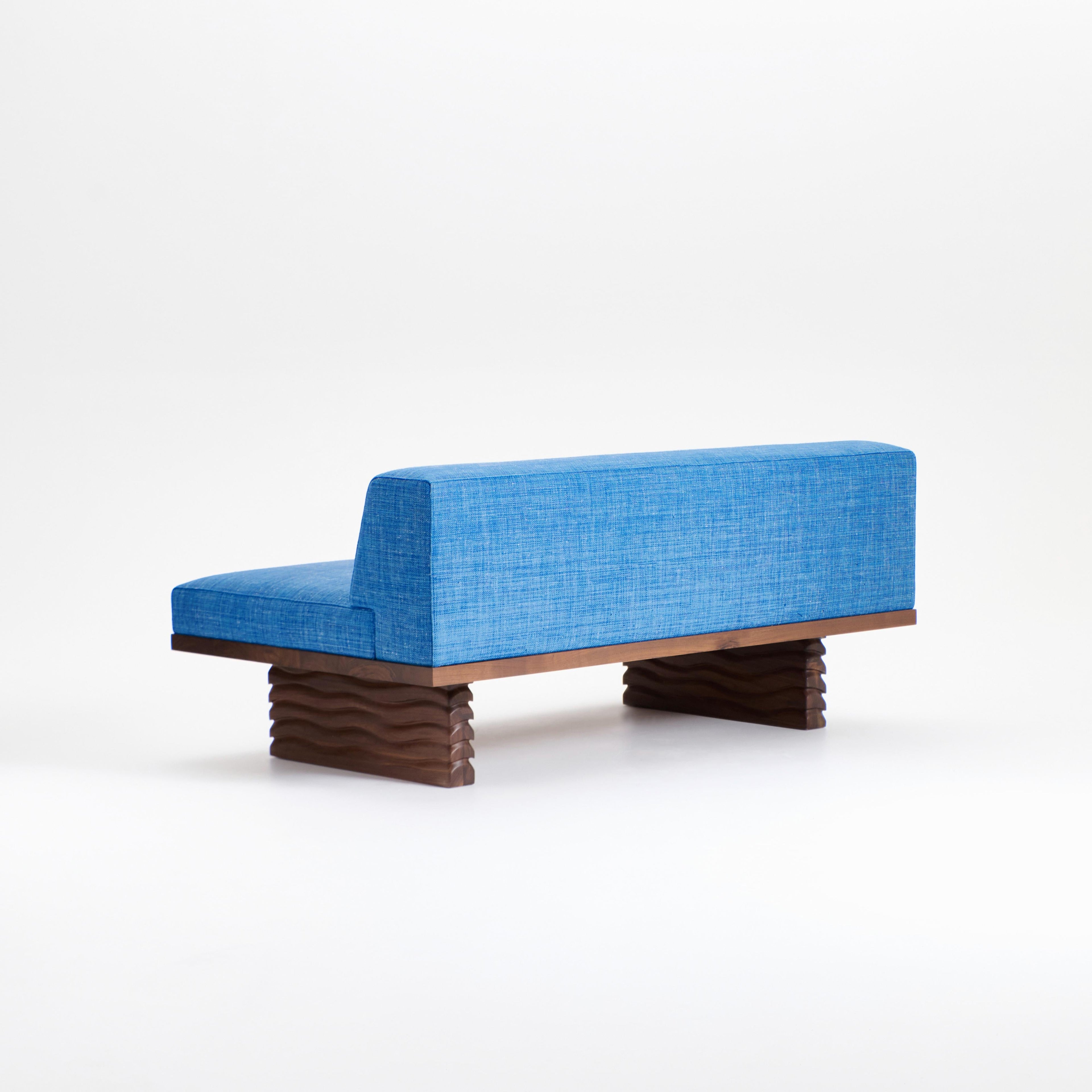 https://a.1stdibscdn.com/nazare-sofa-for-sale-picture-5/f_62582/f_440992421742311049398/Project_213A_Nazare_Sofa_walnut_4_master.jpg
