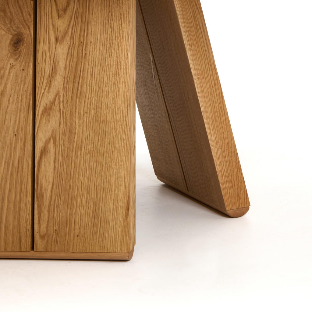 https://a.1stdibscdn.com/pericia-dining-table-for-sale-picture-5/f_62582/f_471985221761380623730/Project_213A_Peri_cia_Dining_Table_oak_6_master.jpg