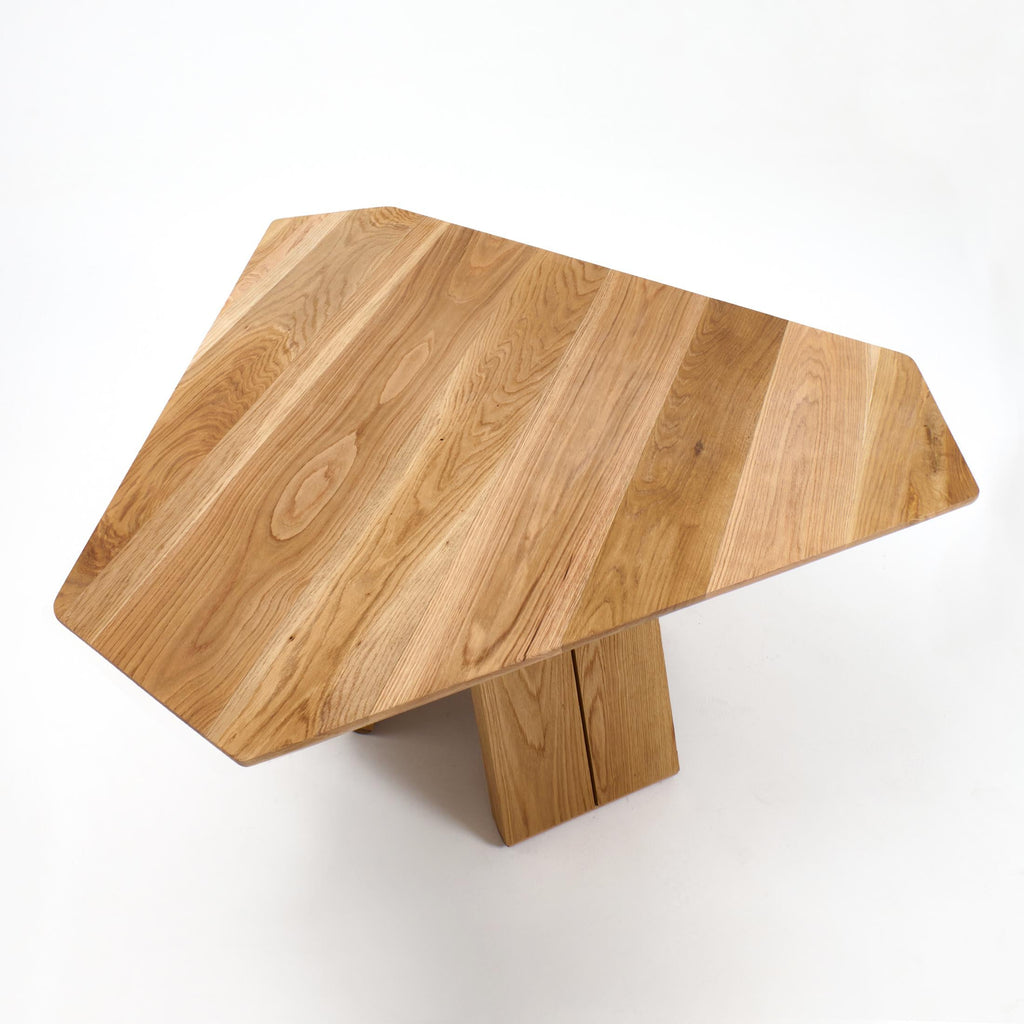 https://a.1stdibscdn.com/pericia-dining-table-for-sale-picture-6/f_62582/f_471985221761380623722/Project_213A_Peri_cia_Dining_Table_oak_7_master.jpg