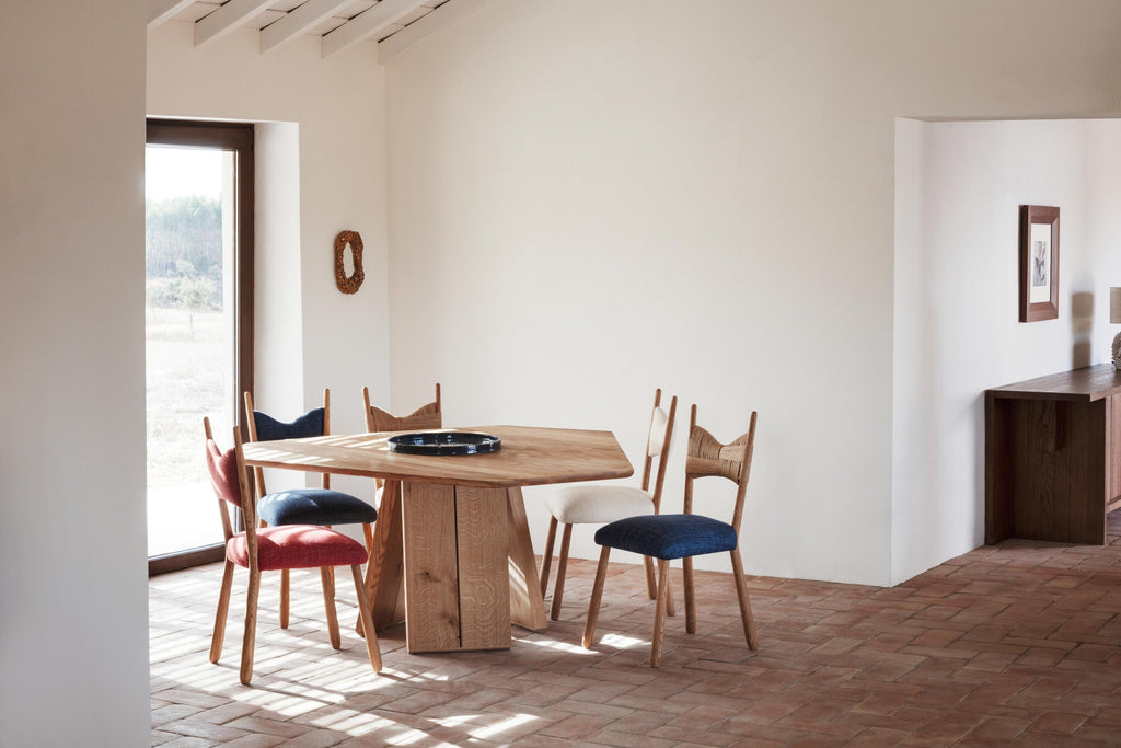https://a.1stdibscdn.com/pericia-dining-table-for-sale-picture-8/f_62582/f_471985221761380625283/Project_213A_Peri_cia_Dining_Table_oak_9_master.jpg