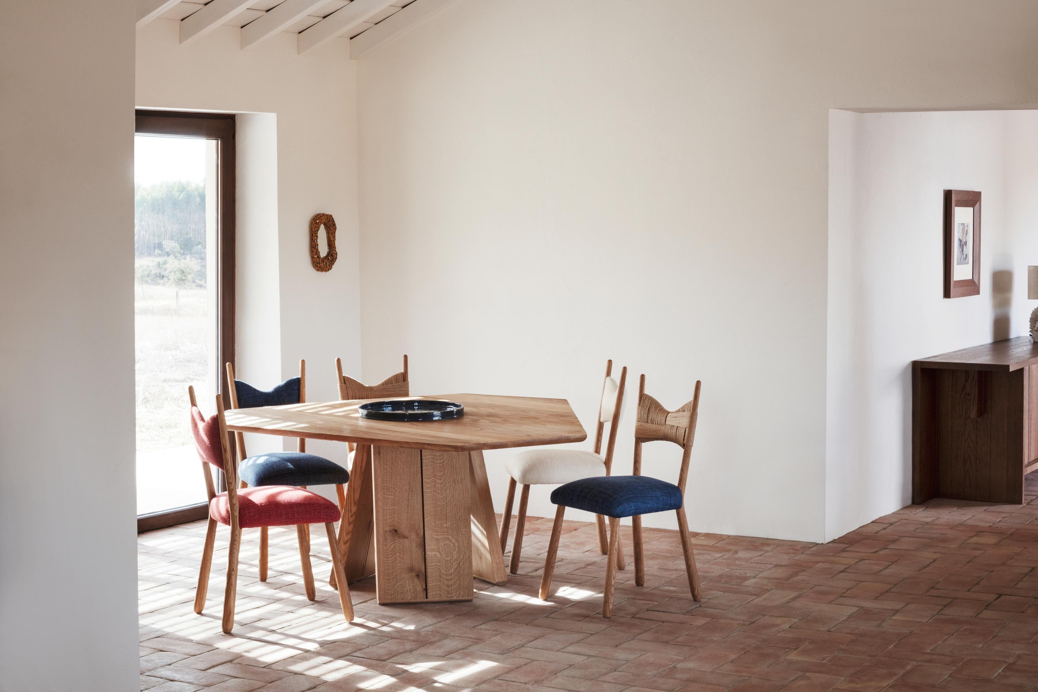 https://a.1stdibscdn.com/pericia-dining-table-for-sale-picture-8/f_62582/f_471985221761380625283/Project_213A_Peri_cia_Dining_Table_oak_9_master.jpg