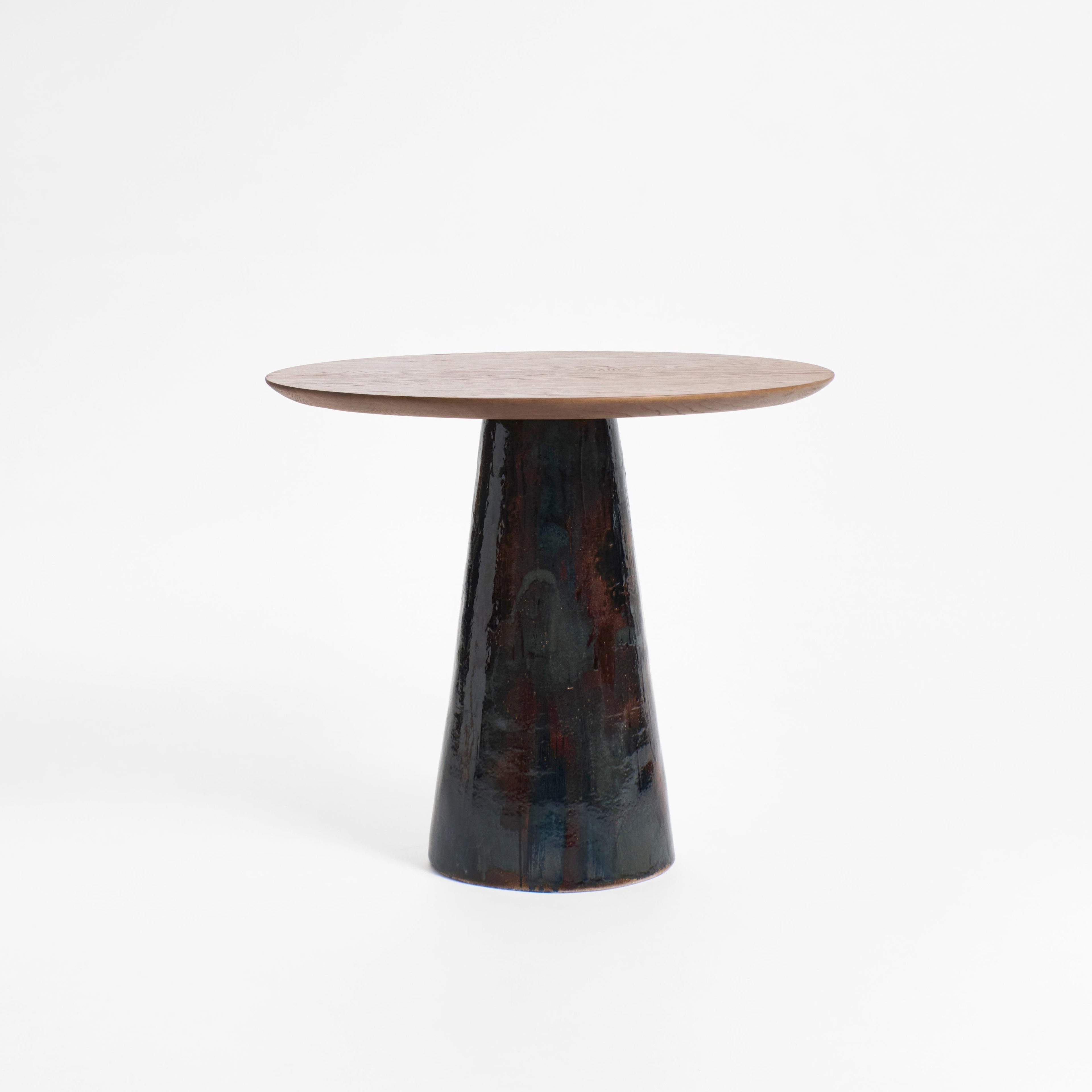 https://a.1stdibscdn.com/porto-belo-table-for-sale-picture-3/f_62582/f_441173621742403242371/Project_213A_Porto_Belo_dark_toffee_2_master.jpg