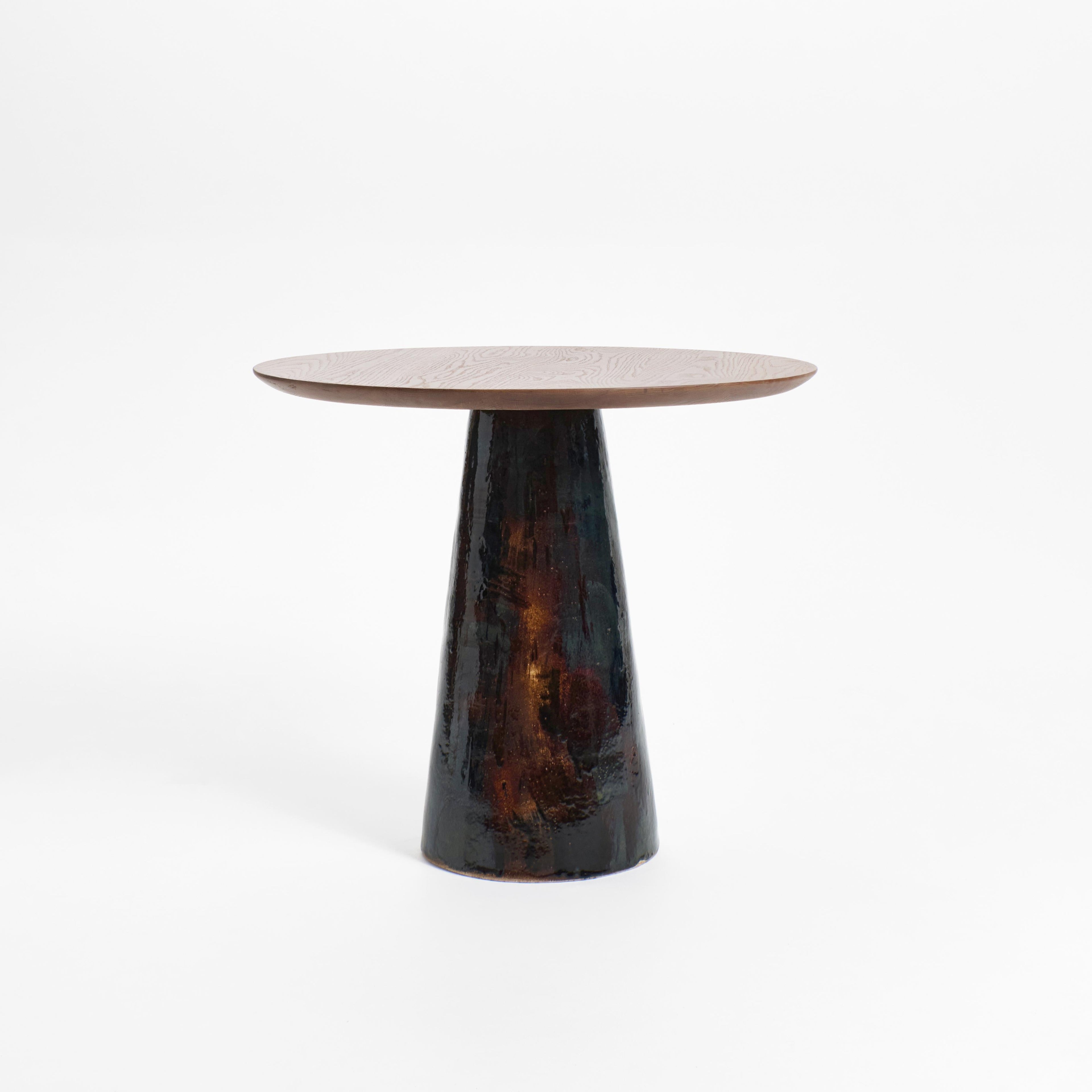 https://a.1stdibscdn.com/porto-belo-table-for-sale-picture-5/f_62582/f_441173621742403242429/Project_213A_Porto_Belo_dark_toffee_4_master.jpg