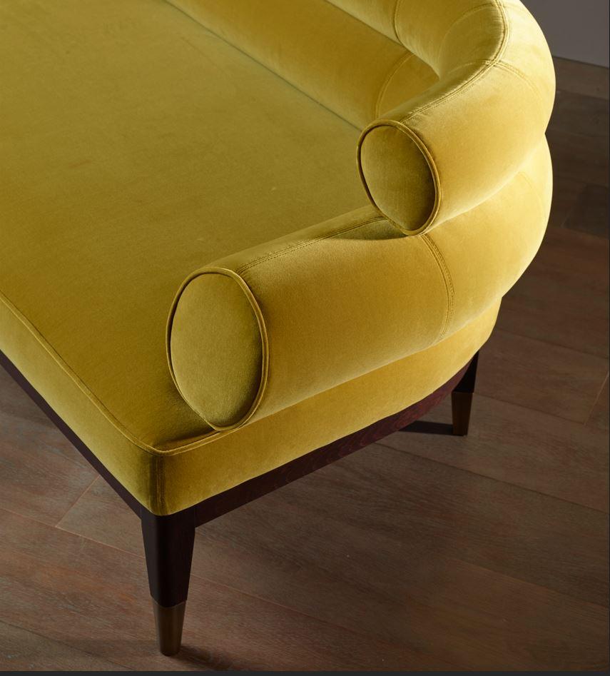 https://a.1stdibscdn.com/pyrer-armchair-for-sale-picture-2/f_45022/f_443591021743668244955/Pyrer2_3_04_25_master.JPG
