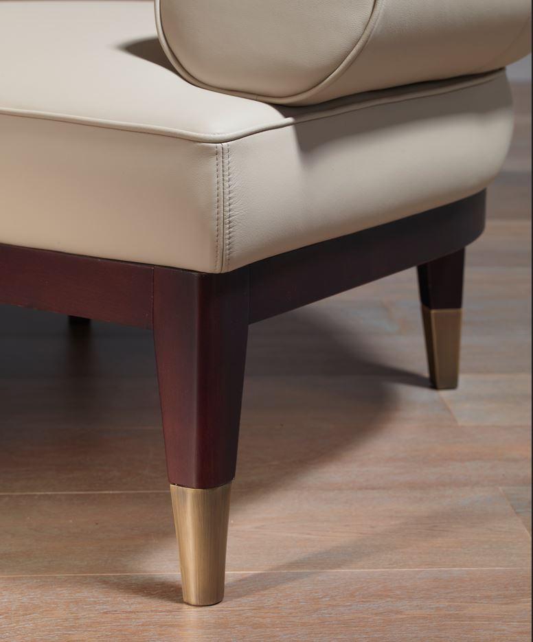 https://a.1stdibscdn.com/pyrer-armchair-for-sale-picture-4/f_45022/f_443591021743668332540/Pyrer4_3_04_25_master.JPG