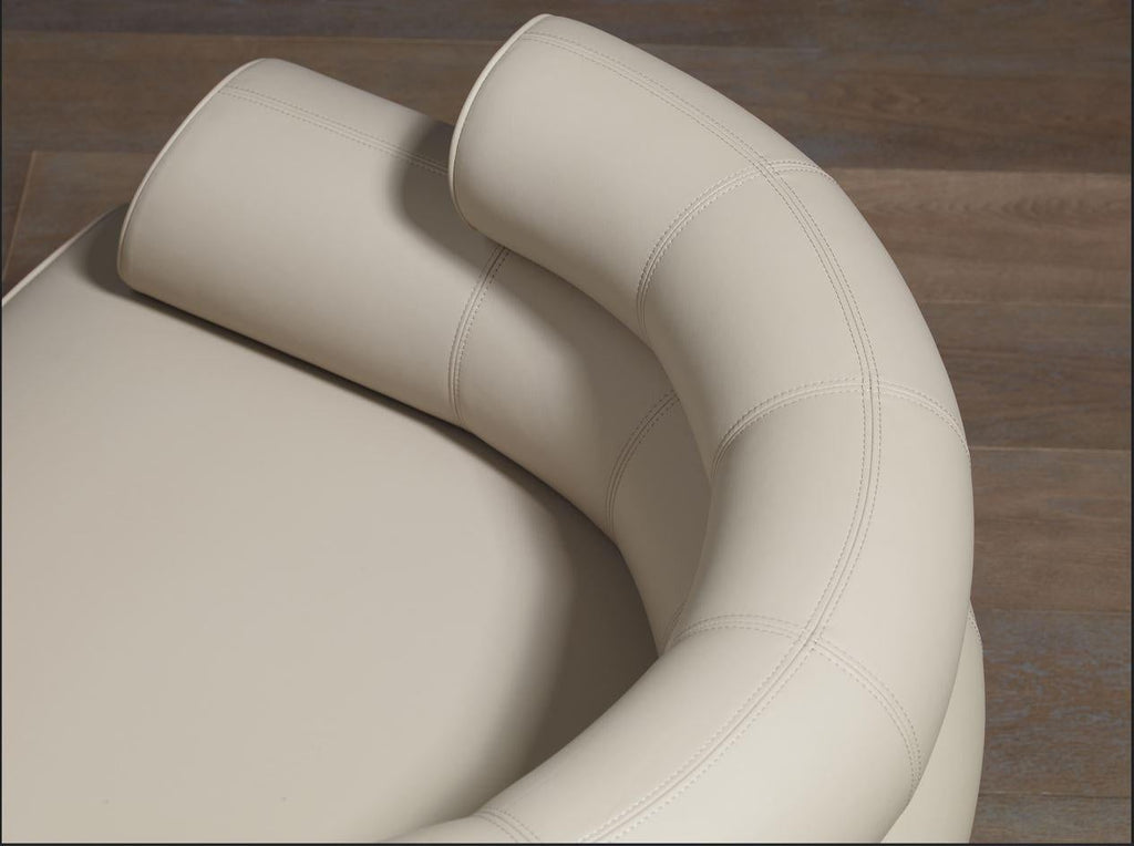 https://a.1stdibscdn.com/pyrer-armchair-for-sale-picture-3/f_45022/f_443591021743668272434/Pyrer_3_04_25_master.JPG