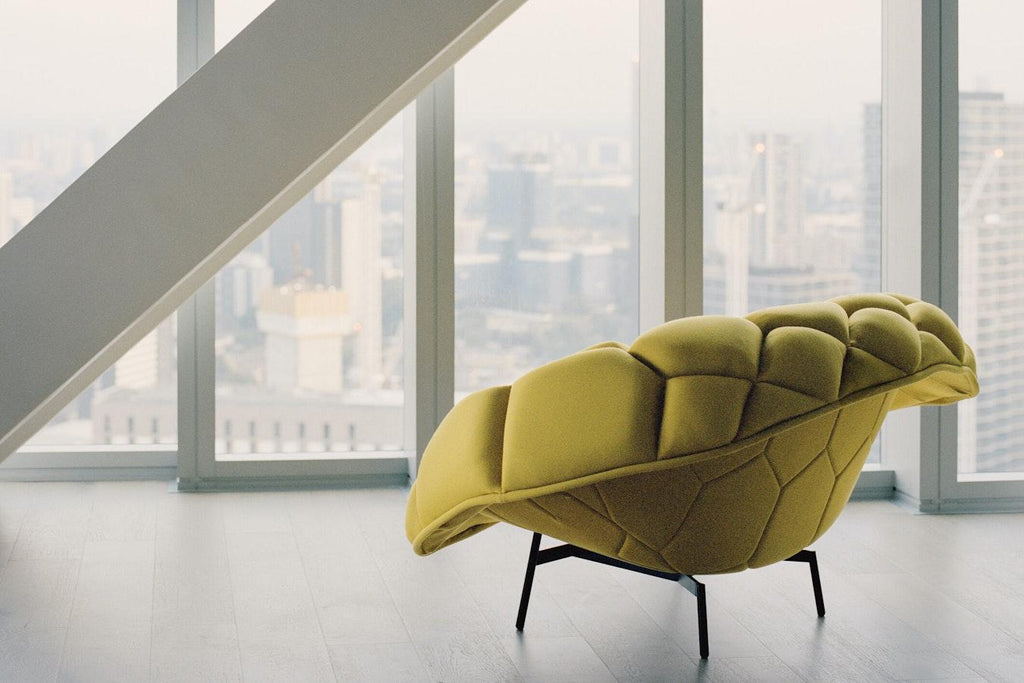 https://a.1stdibscdn.com/established-sons-quilt-small-upholstered-armchair-by-ronan-erwan-bouroullec-for-sale-picture-6/f_16392/f_489870821772096678126/QUILT_L1280_R_and_E_Bouroullec_c2009_EstablishedandSons_cRoryGardiner_TheStratfordLondon_Insitu_02_300dpi_copy_master.jpg