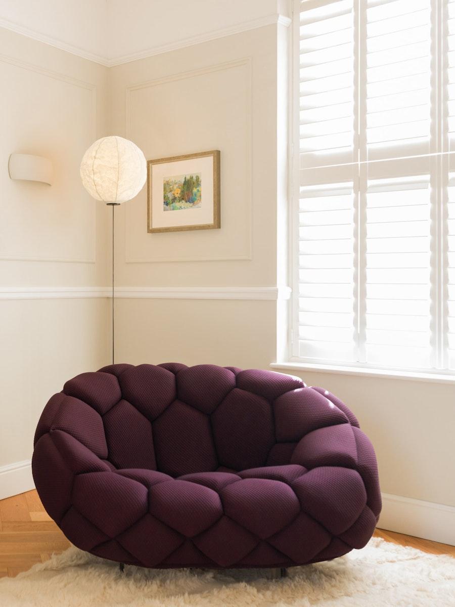 https://a.1stdibscdn.com/established-sons-quilt-small-upholstered-armchair-by-ronan-erwan-bouroullec-for-sale-picture-5/f_16392/f_489870821772096677661/QUILT_L1280_armchair_Mosiac_CAT4_R_and_E_Bouroullec_c2009_EstablishedandSons_cFinnDavies_Lifestyle_02_300dpi_master.jpg