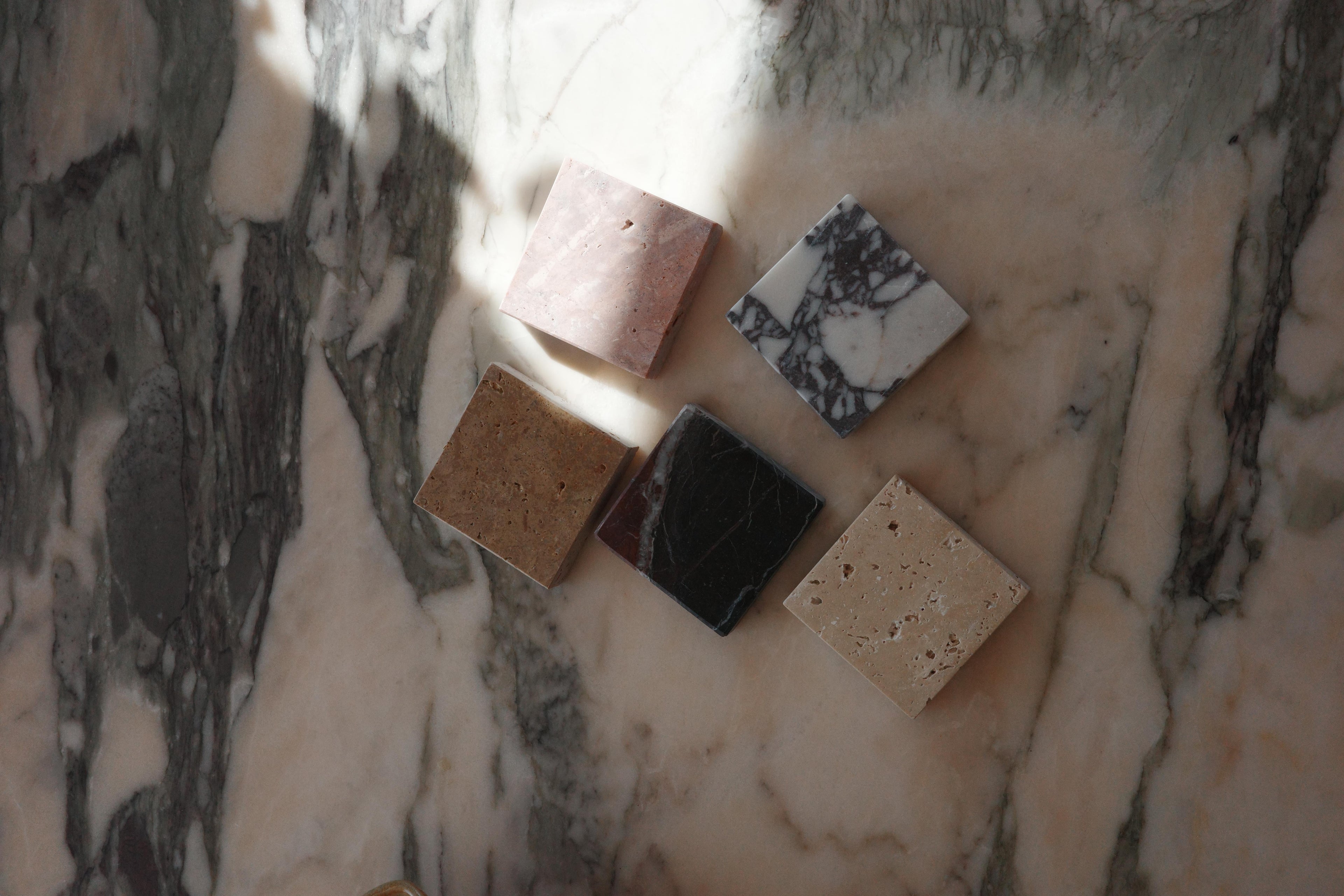 https://a.1stdibscdn.com/organic-solid-travertine-or-marble-oval-dining-table-w-sculptural-stone-base-for-sale-picture-7/f_80522/f_480711721766278217265/R0009819_master.JPG