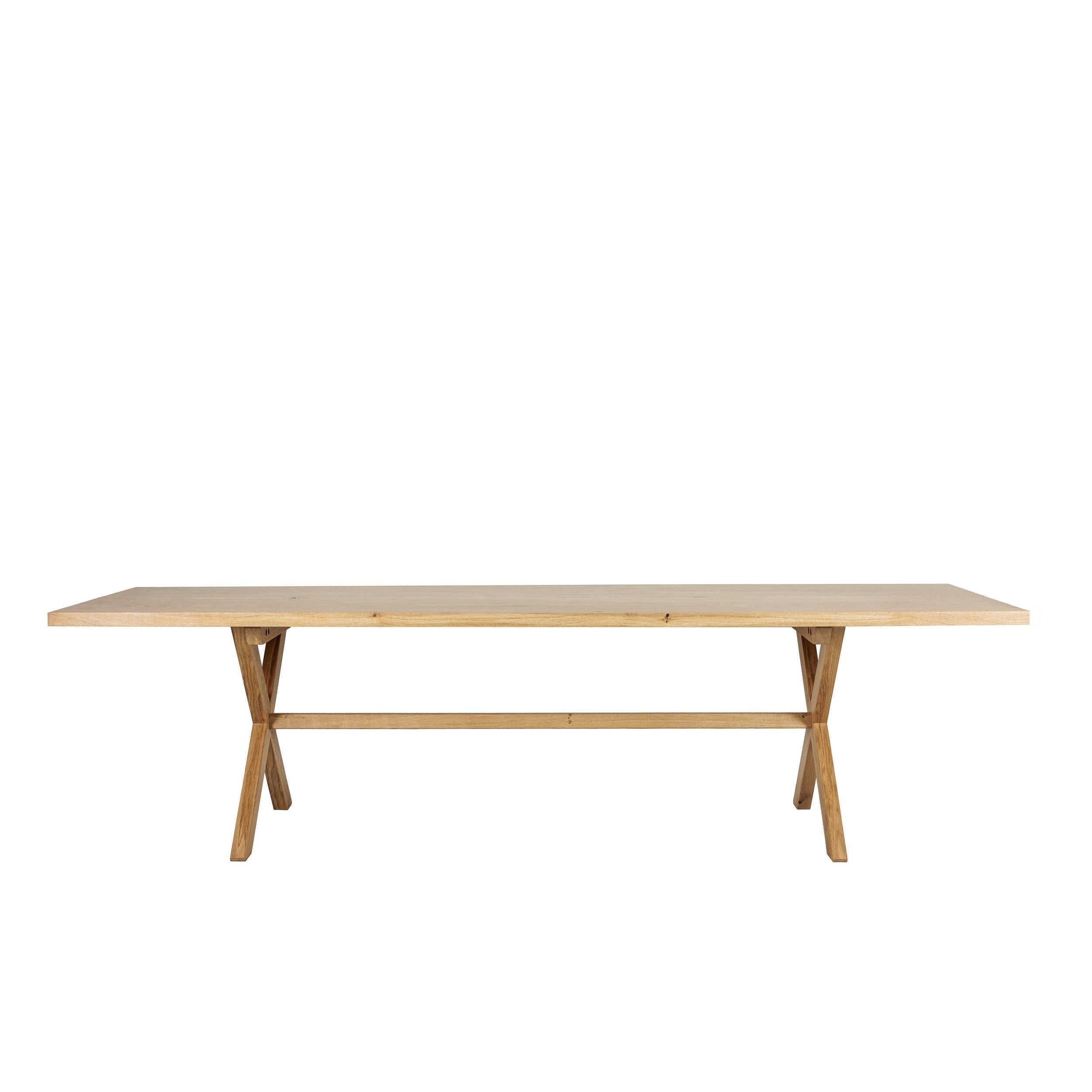 https://a.1stdibscdn.com/dining-table-solid-natural-oak-contemporary-danish-design-handcrafted-for-sale-picture-4/f_106672/f_488875921771507685453/R5_01793_Edit_master.jpg