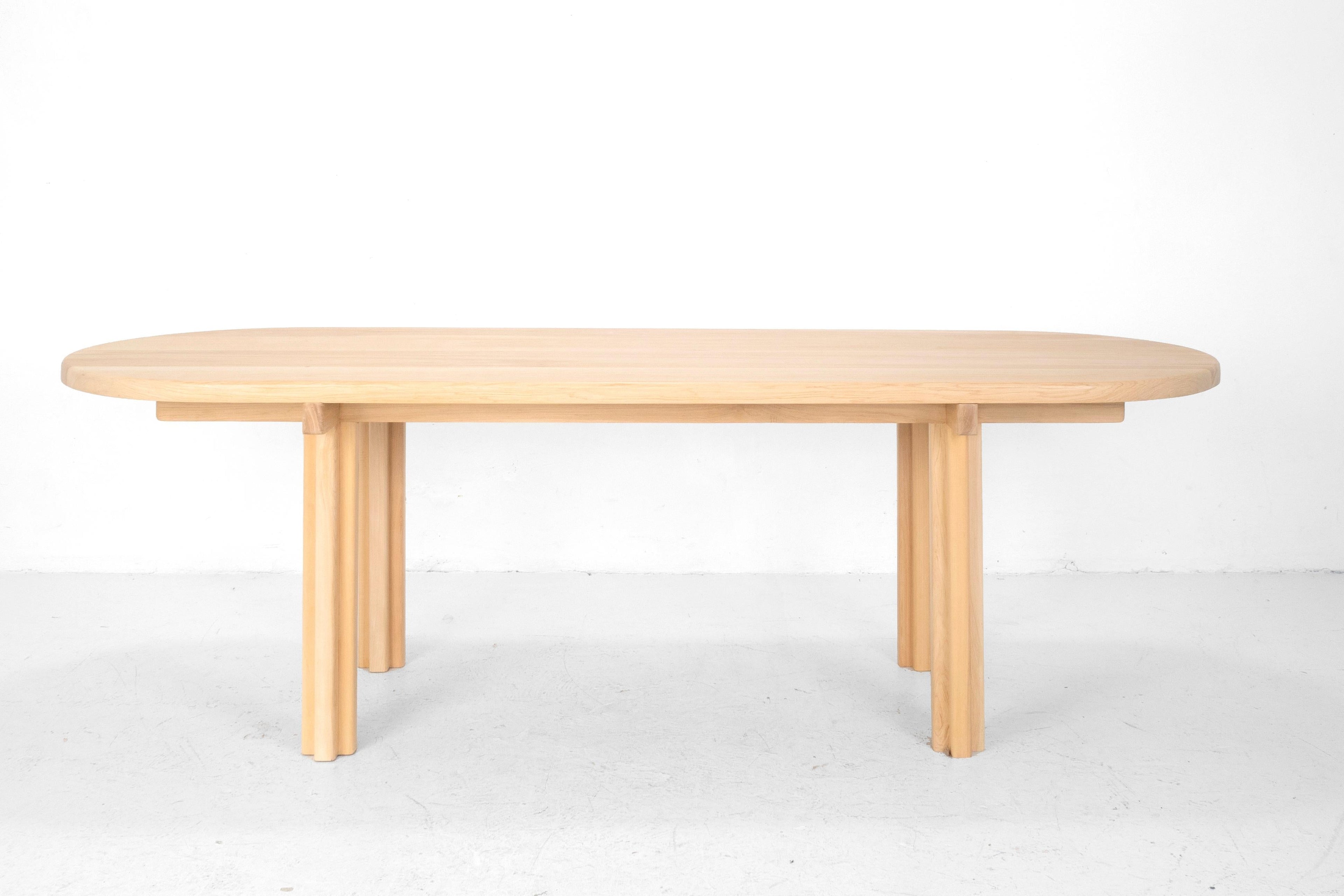 https://a.1stdibscdn.com/orno-dining-table-by-ries-for-sale-picture-2/f_12192/f_332081321678362919500/RIES_Philia_Orno_Dining_Table_01_master.JPG