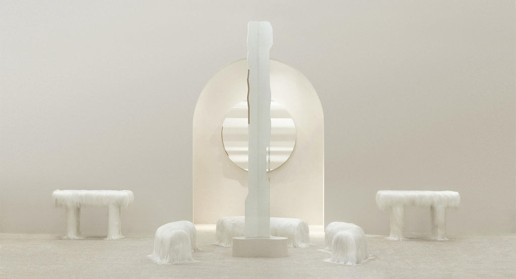 https://a.1stdibscdn.com/white-raw-table-with-furry-goatskin-and-nubuck-by-atelier-vf-for-sale-picture-5/f_70152/f_337760221681324215904/ROG_15_display_master.jpg