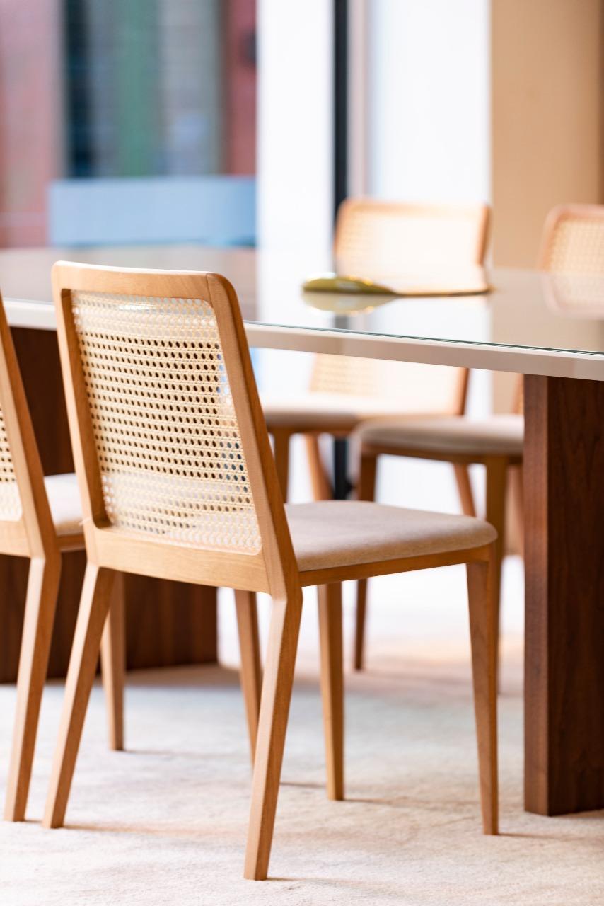 https://a.1stdibscdn.com/minimal-style-solid-wood-chair-textiles-or-leather-seatings-pattern-backboard-for-sale-picture-5/f_35593/f_107607211546609413444/Raul_fonseca_master.jpeg