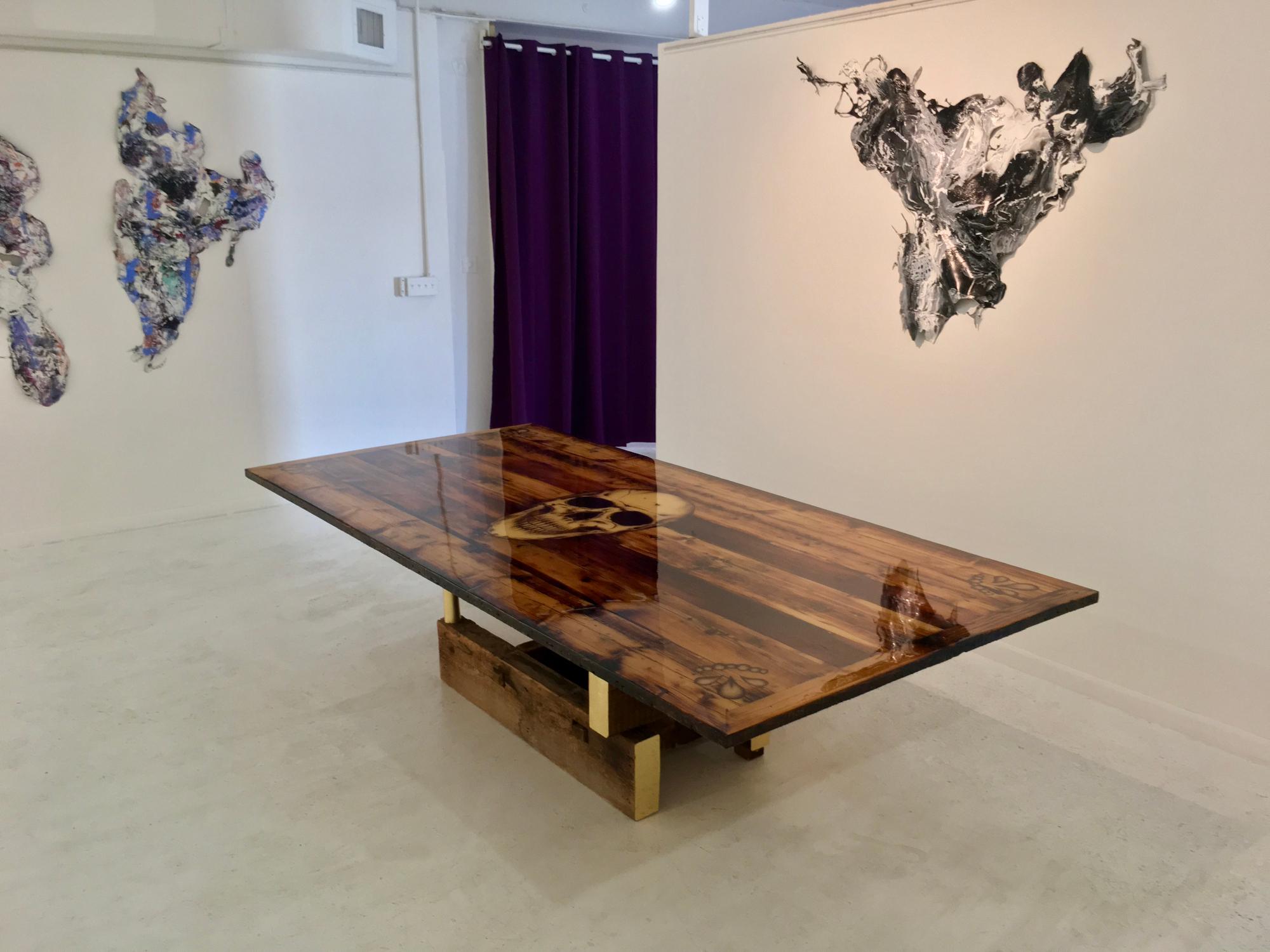 https://a.1stdibscdn.com/skull-dining-table-in-reclaimed-wood-designed-and-handcrafted-by-rafael-calvo-for-sale-picture-5/f_91322/f_359270021693336079525/Reclaimed_Wood_Skull_Table_Side_master.jpeg