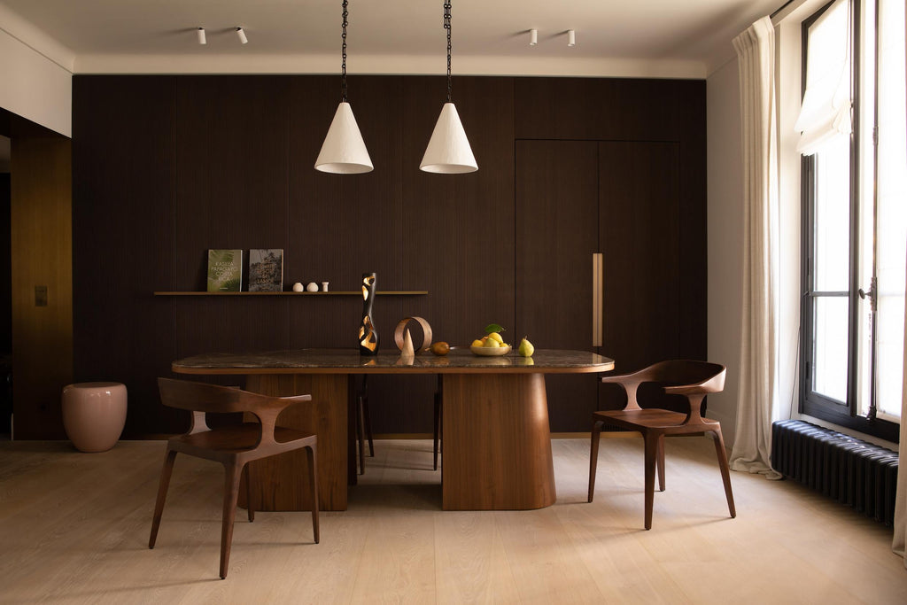 https://a.1stdibscdn.com/chair-eileen-by-reda-amalou-design-2019-american-walnut-for-sale-picture-10/f_25931/f_176547921770721289725/RedaAmalou_AdelSlimaneFecih13_master.jpg