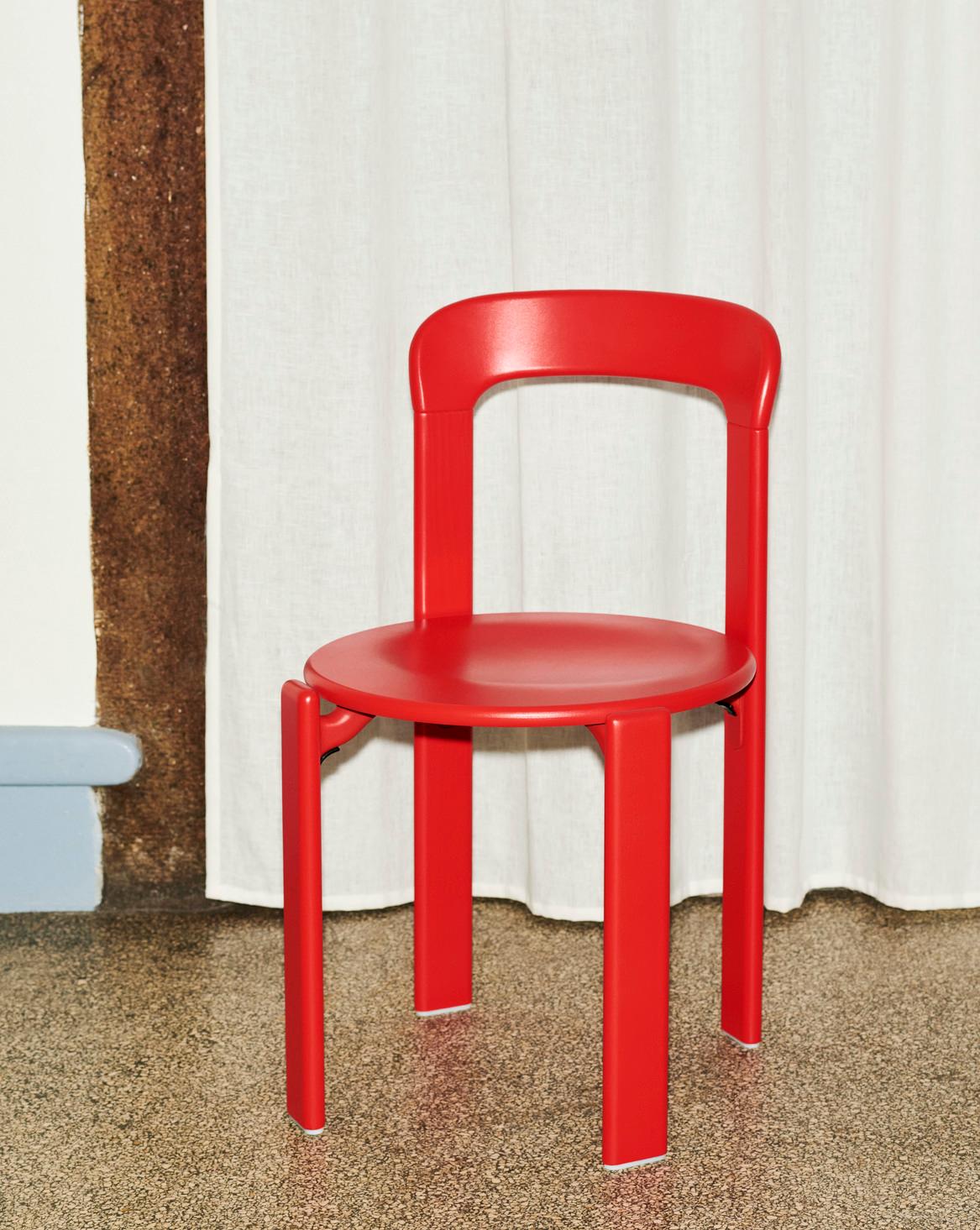 https://a.1stdibscdn.com/rey-chair-scarlet-red-by-bruno-rey-for-dietiker-in-collaboration-with-hay-for-sale-picture-2/f_51432/f_290068521744617731908/Rey_Chair_scarlet_red_wb_lacquer_beech_master.jpg