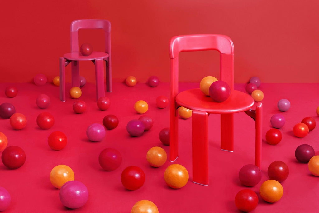 https://a.1stdibscdn.com/dietiker-rey-jr-children-chair-in-red-design-bruno-rey-1971-for-sale-picture-7/f_52842/f_199326021595269810608/Rey_Junior_chairs_03_master.jpg