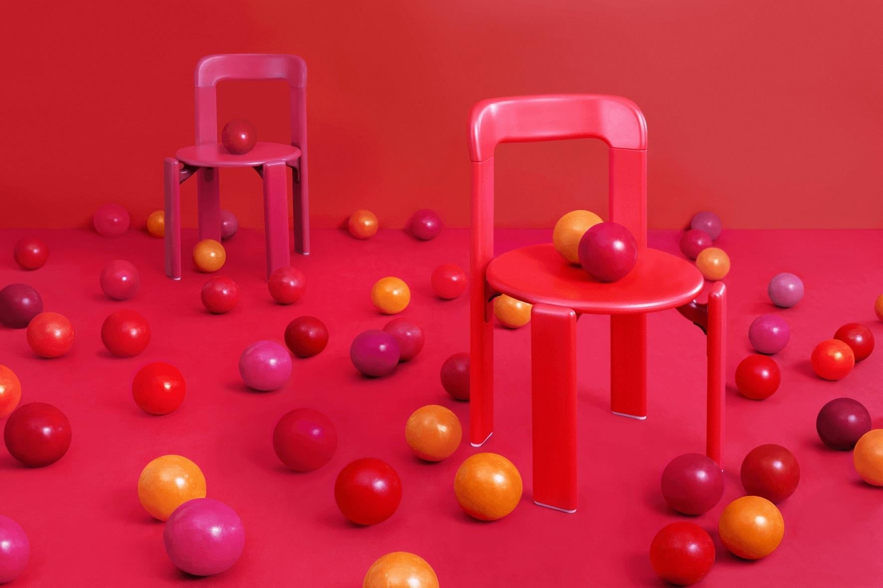 https://a.1stdibscdn.com/dietiker-rey-jr-children-chair-in-red-design-bruno-rey-1971-for-sale-picture-7/f_52842/f_199326021595269810608/Rey_Junior_chairs_03_master.jpg