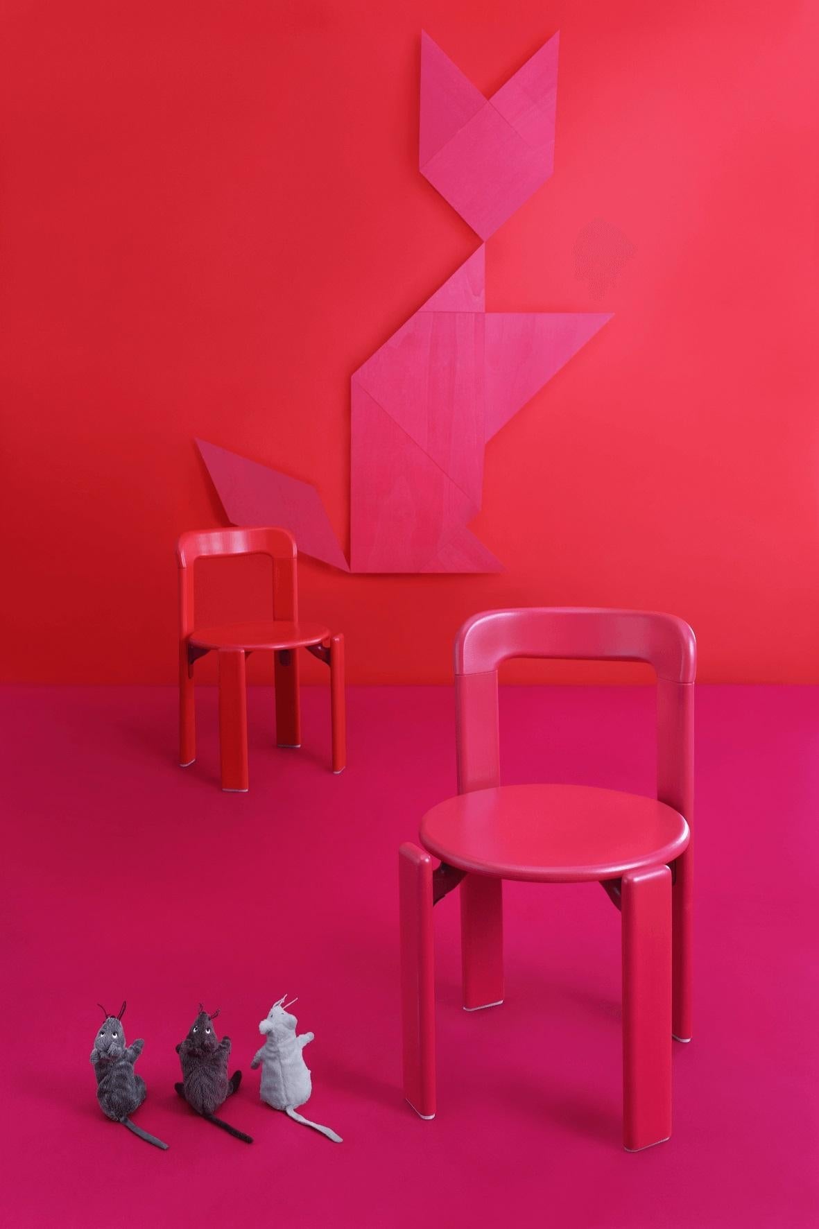 https://a.1stdibscdn.com/dietiker-rey-jr-children-chair-in-red-design-bruno-rey-1971-for-sale-picture-8/f_52842/f_199326021595269811056/Rey_Junior_chairs_04_master.jpg