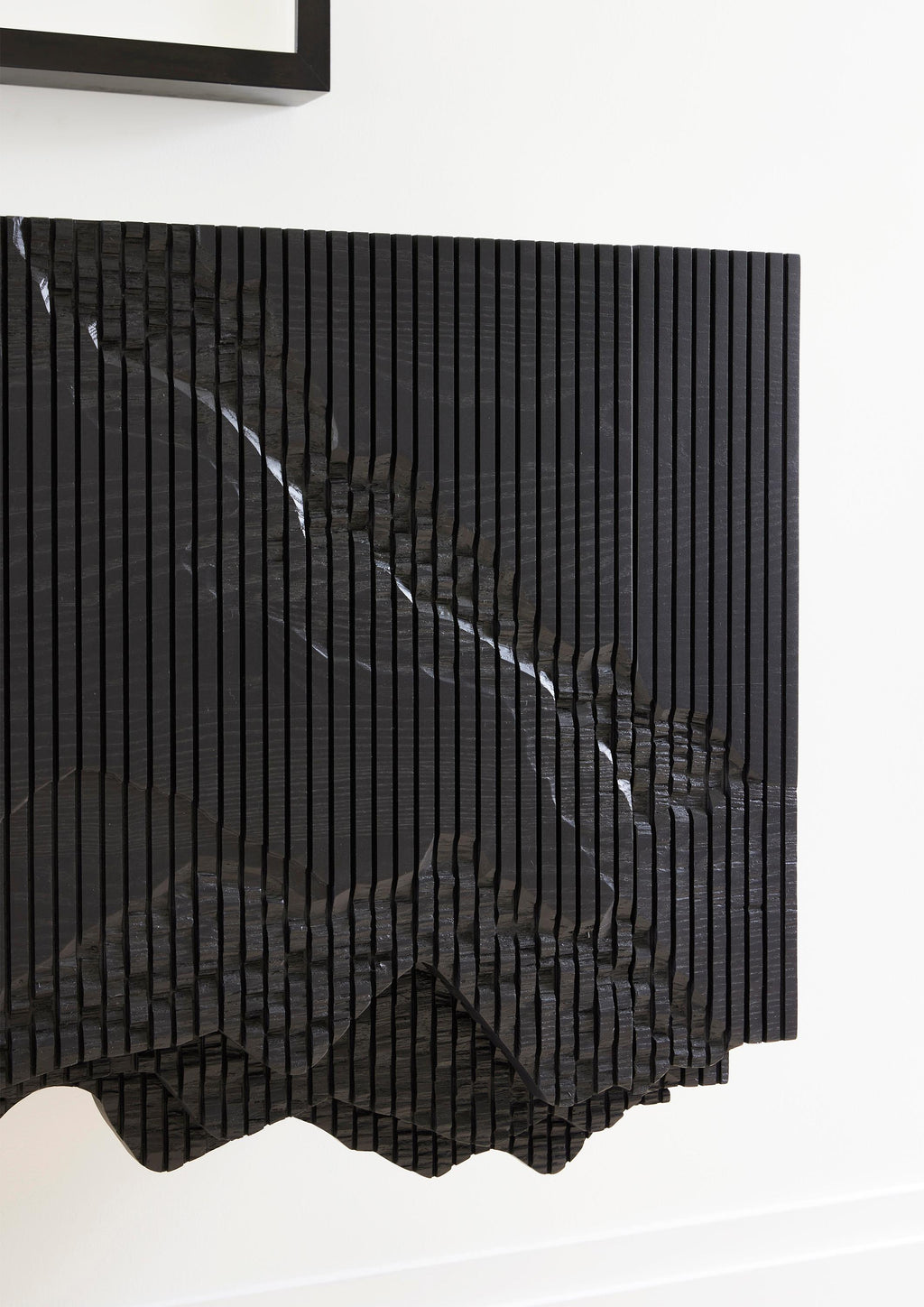 https://a.1stdibscdn.com/ledge-floating-console-72-in-black-by-simon-johns-for-sale-picture-4/f_26473/f_170410511621358442427/Right_Detail1_web_master.jpg