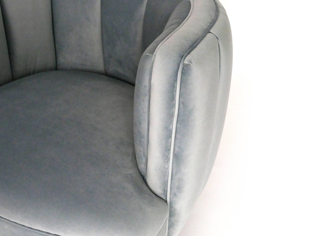 https://a.1stdibscdn.com/rive-droite-confident_-by-bourgeois-boheme-atelier-for-sale-picture-3/archivesE/upload/f_7949/1524675340868/Rive03_master.jpg