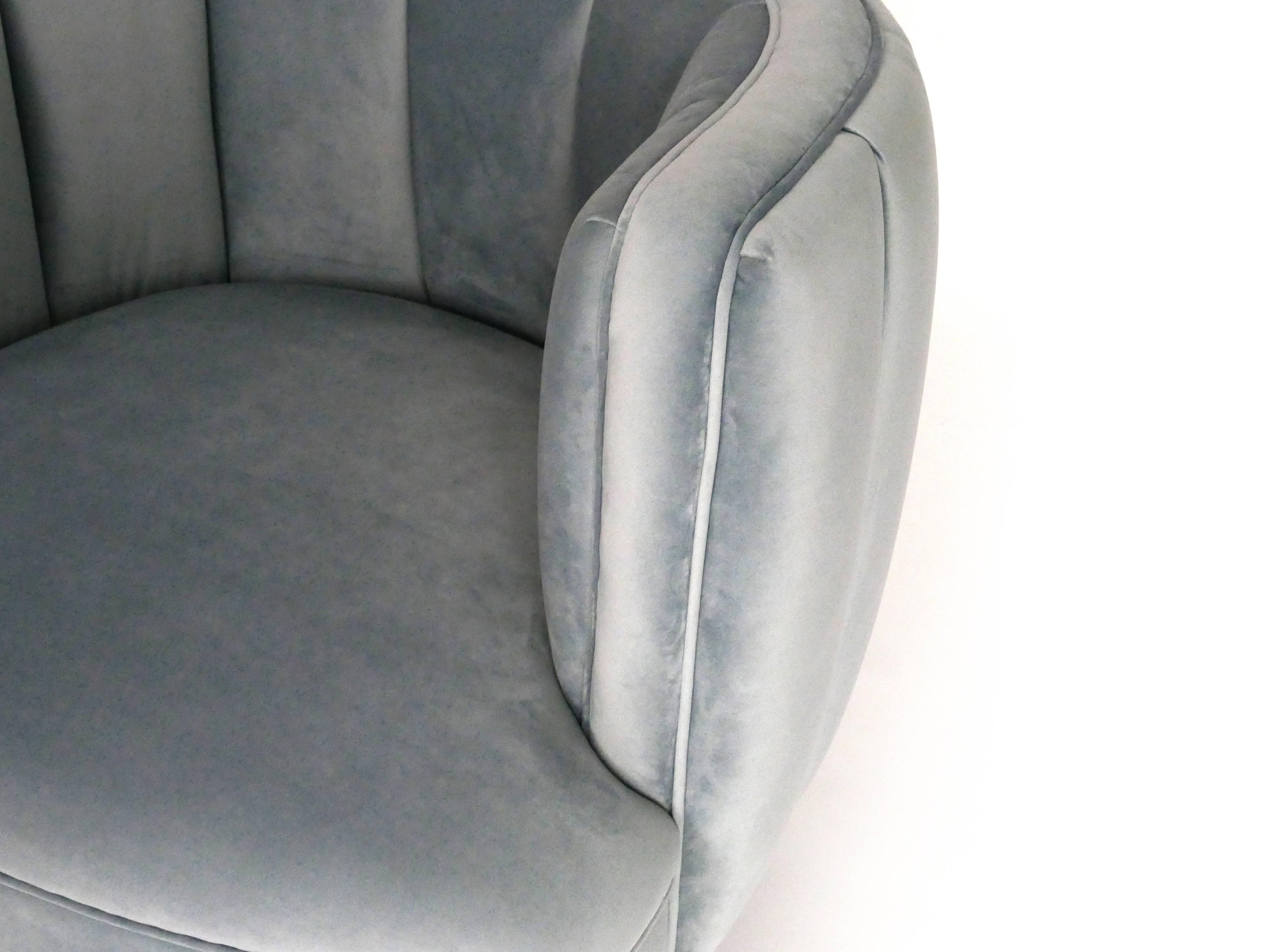 https://a.1stdibscdn.com/rive-droite-confident_-by-bourgeois-boheme-atelier-for-sale-picture-3/archivesE/upload/f_7949/1524675340868/Rive03_master.jpg
