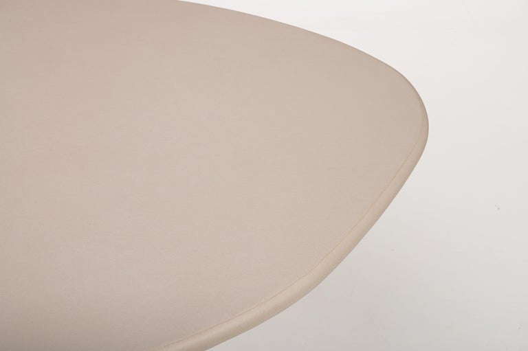 https://a.1stdibscdn.com/contemporary-organic-rock-shaped-plaster-table-300cm-by-isabelle-beaumont-for-sale-picture-16/f_86552/f_474996921762970064549/Rock_dining_280_16_master.jpg?width=768