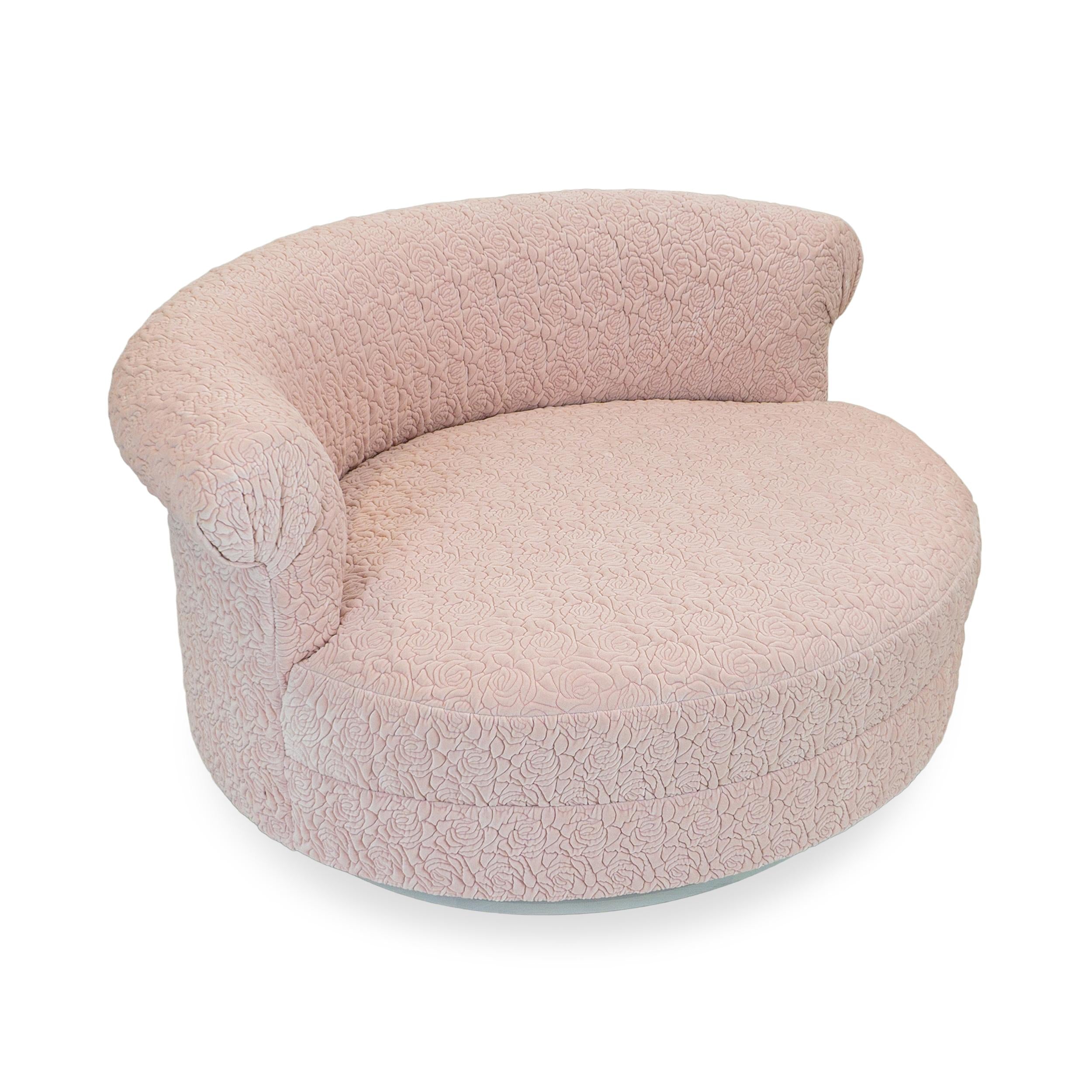 https://a.1stdibscdn.com/oversized-round-lounge-w-light-pink-quilted-rose-upholstery-customizable-for-sale-picture-2/f_21233/f_343998921684774210283/Rose_Circle_Sofa_Angle_Elevation2_master.jpg