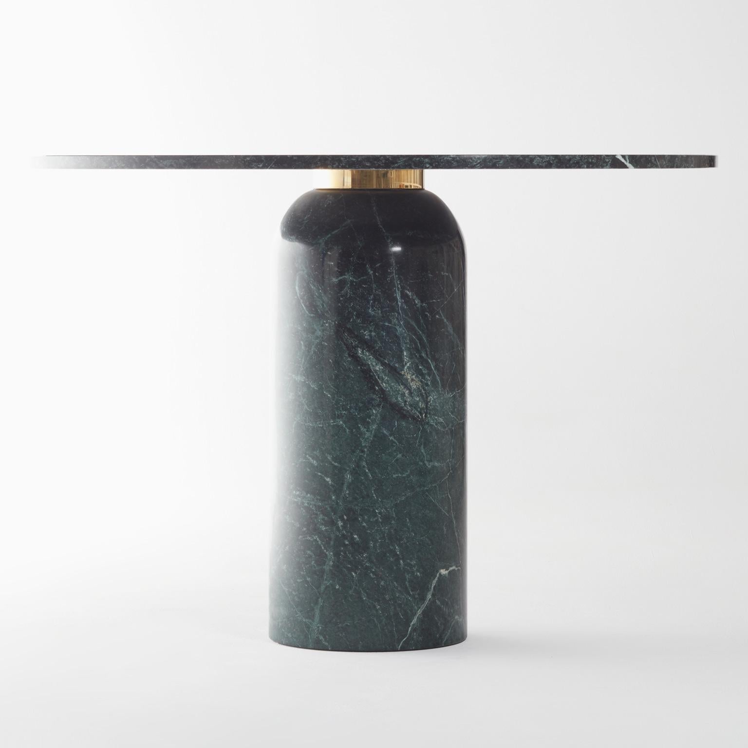 https://a.1stdibscdn.com/solid-green-macael-marble-round-dining-table-with-brass-detail-roser-for-sale-picture-2/44895362/f_467529821758536691717/Roser_00_master.jpg