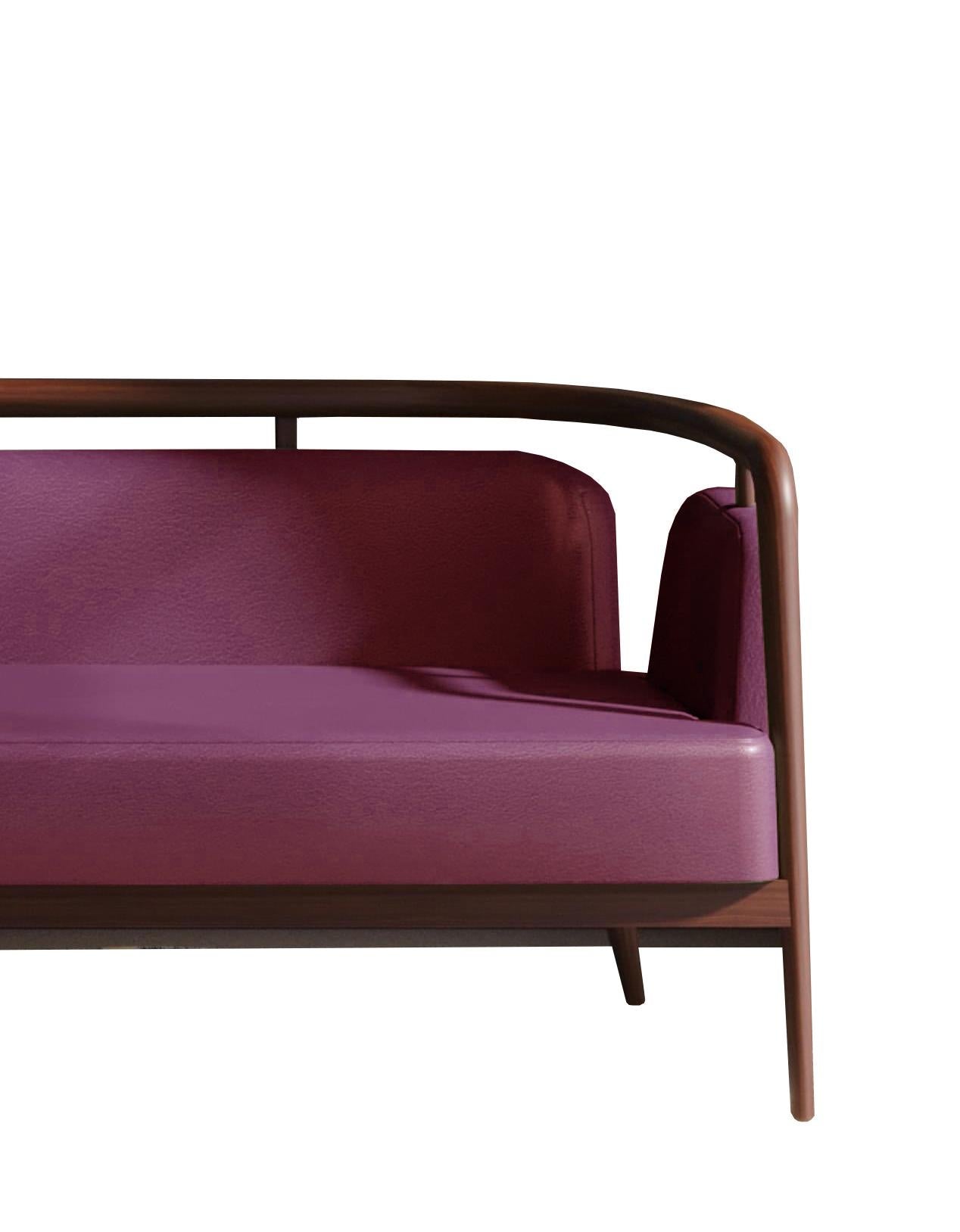 https://a.1stdibscdn.com/walnut-purple-leather-modern-essex-sofa-for-sale-picture-2/f_58982/f_259282121635765588486/Roxo_4_master.jpg