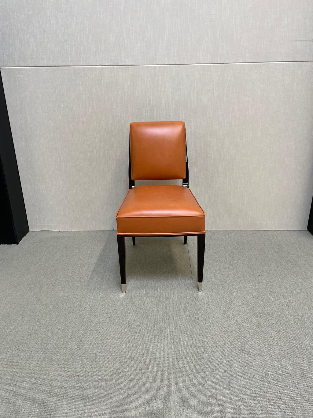 https://a.1stdibscdn.com/elegant-art-deco-macassar-wood-chair-hand-crafted-in-the-style-of-j-e-ruhlmann-for-sale-picture-2/f_24383/f_24798682/Ruhlmann_Stuhl_1628257709193_master.jpg