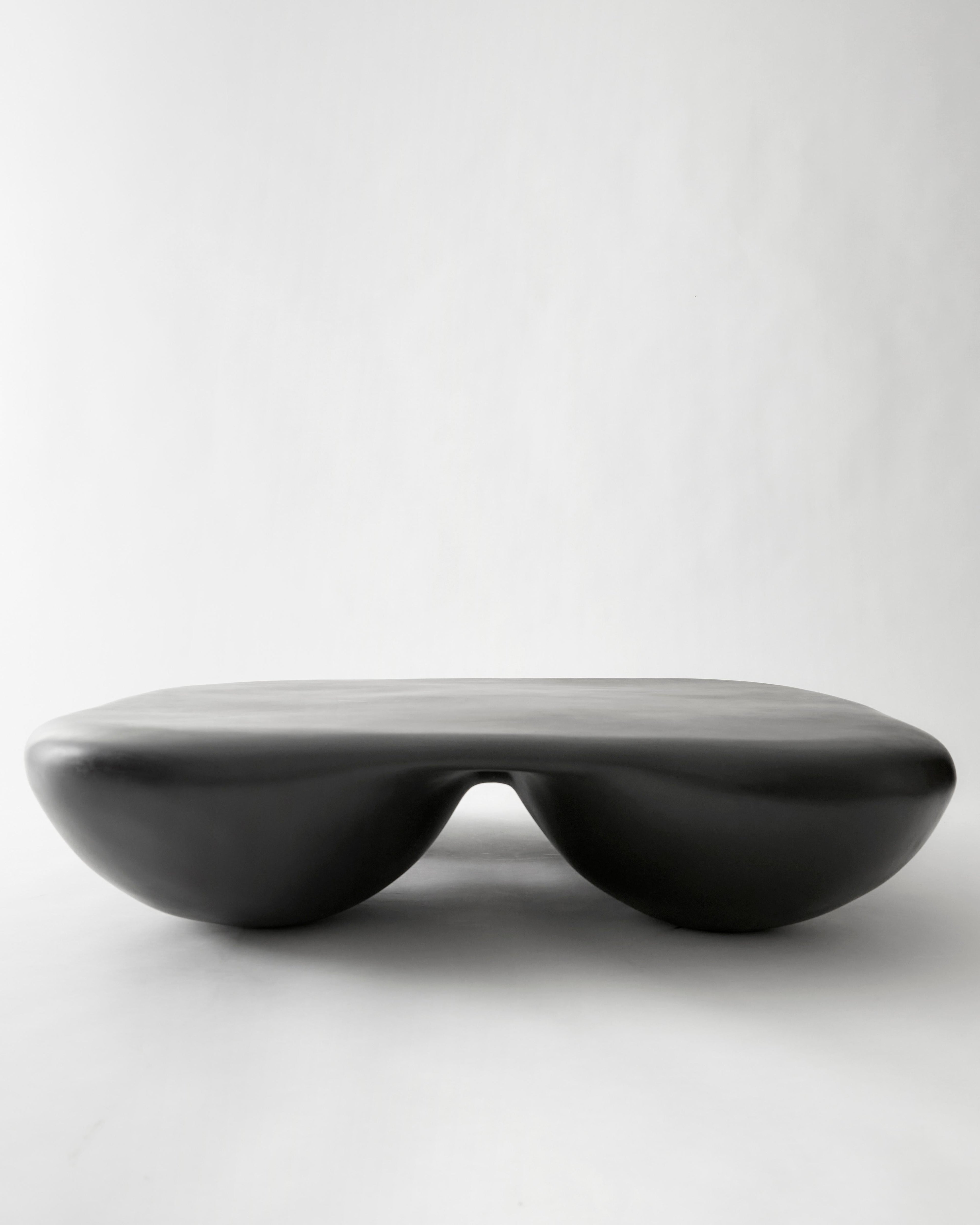 https://a.1stdibscdn.com/black-rounded-square-quad-coffee-table-in-stone-composite-by-mike-ruiz-serra-for-sale-picture-6/f_37133/f_329003021677262914584/Ruiz_Quad_Black4_master.jpg