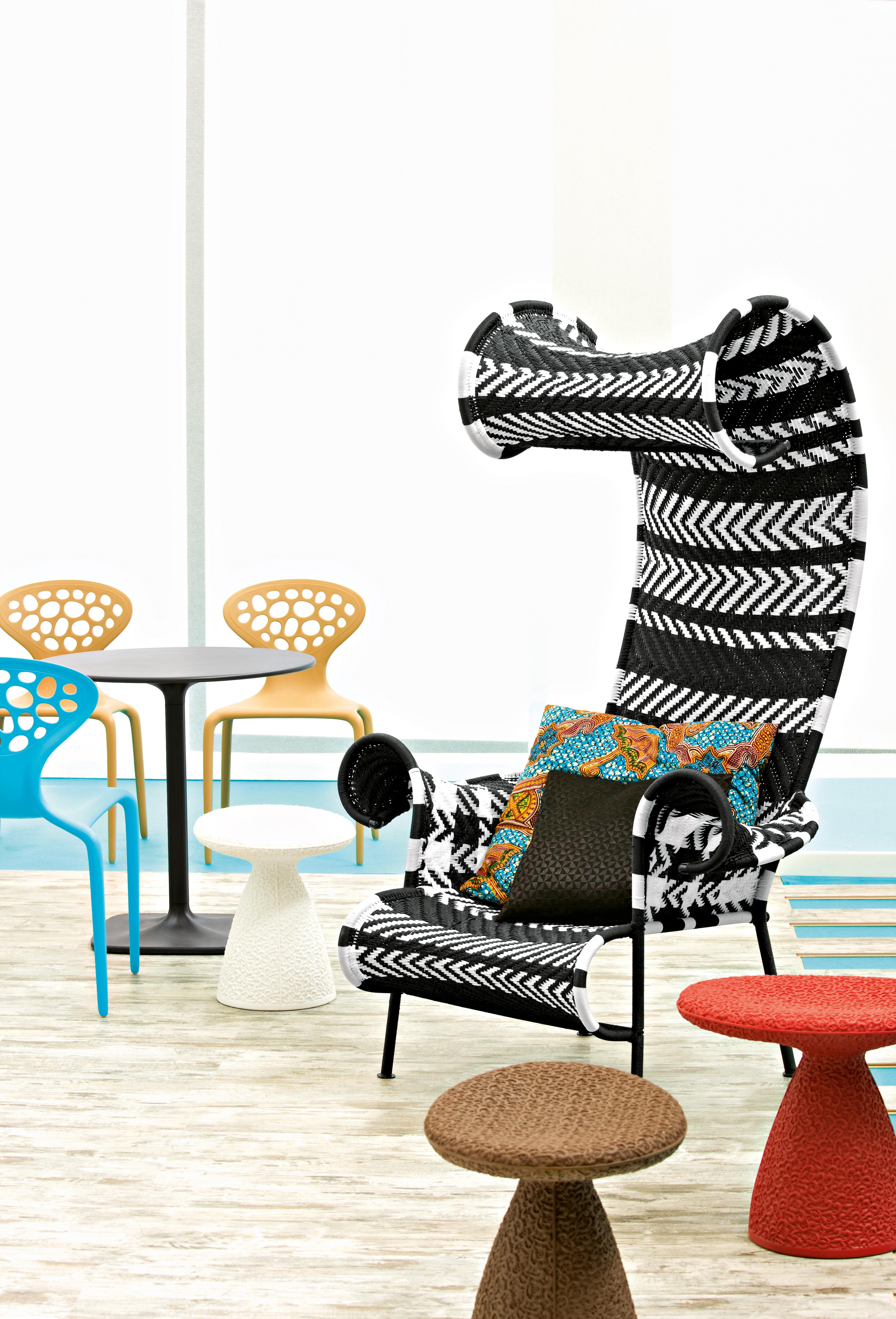 https://a.1stdibscdn.com/moroso-shadowy-armchair-by-tord-boontje-for-sale-picture-6/12330573/f_164156611570694579241/S10_332_M_Afrique_Outdoor_xxx_300_master.jpg