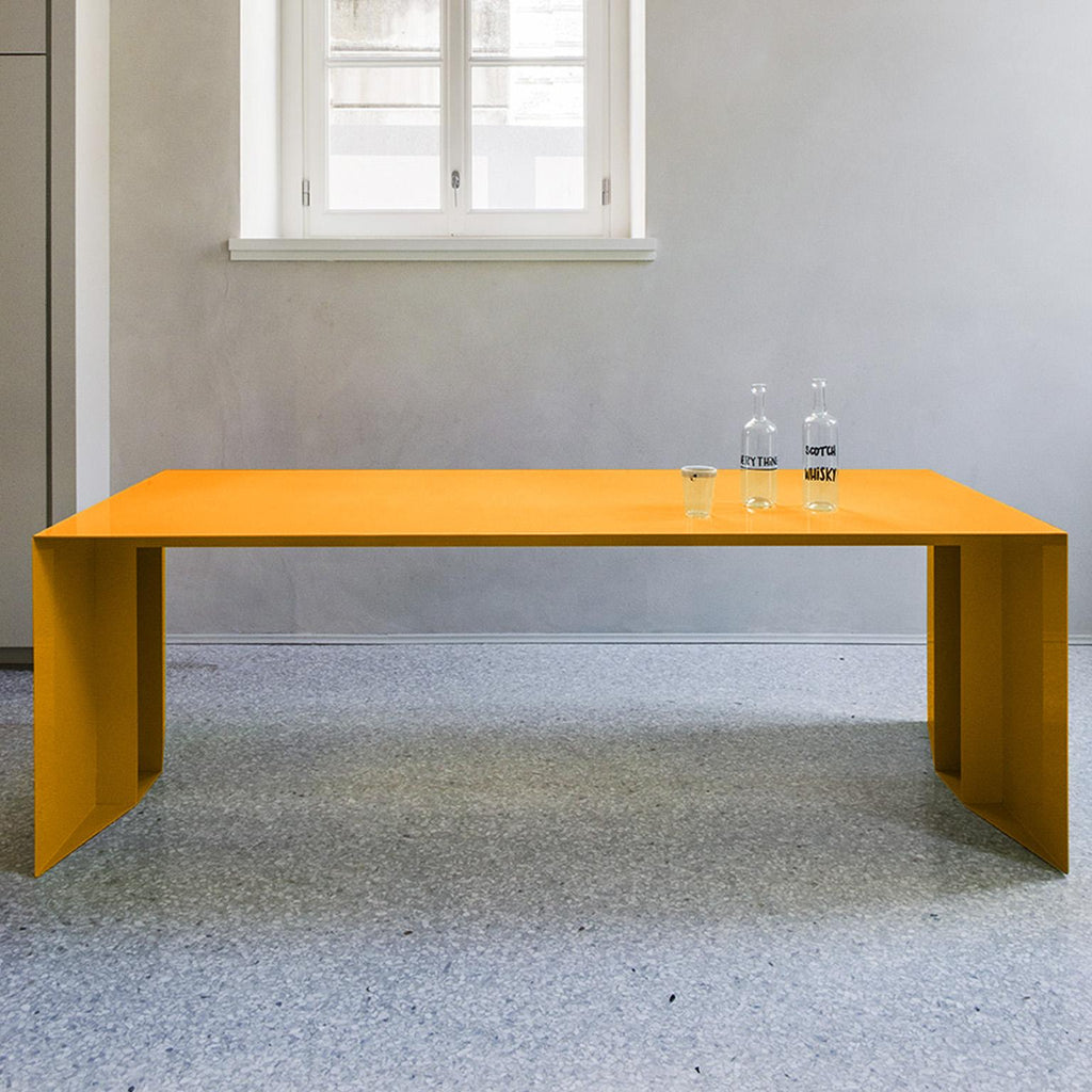 https://a.1stdibscdn.com/s3-iron-dining-table-for-sale-picture-3/f_20243/1549473683550/S3_table_RAL_1004_1stdibs_master.jpg