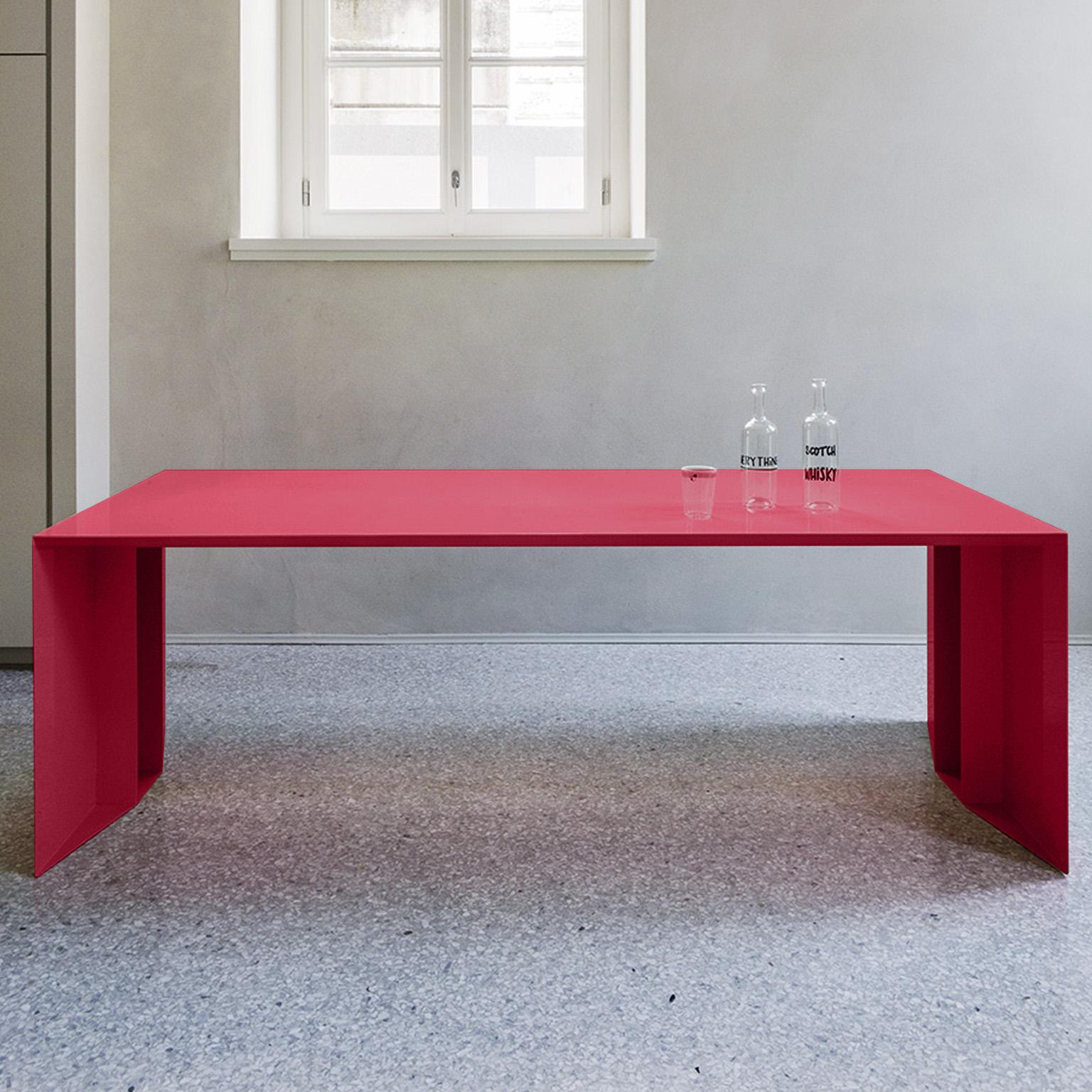 https://a.1stdibscdn.com/21st-century-s3-laquered-iron-dining-table-desk-green-blue-yellow-silver-pink-for-sale-picture-4/f_20243/f_368694421698770699461/S3_table_RAL_3003_1stdibs_master.jpg