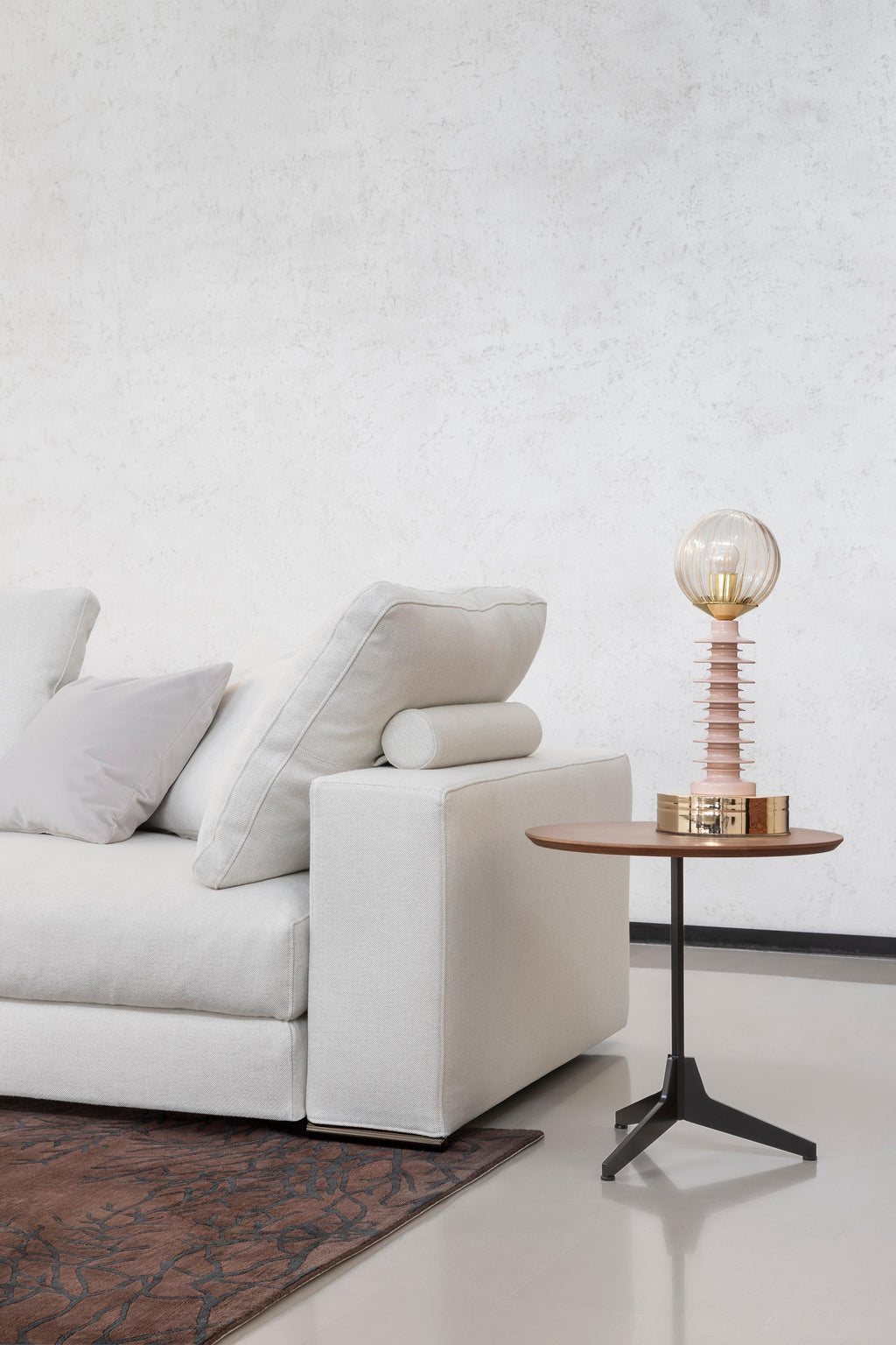 https://a.1stdibscdn.com/ananta-class-23-extra-large-sofa-in-lusso-upholstery-and-corten-by-sergio-bicego-for-sale-picture-13/22569652/f_265733521639714803105/SABA_AnantaClass_3_BeppeBrancato_master.jpg